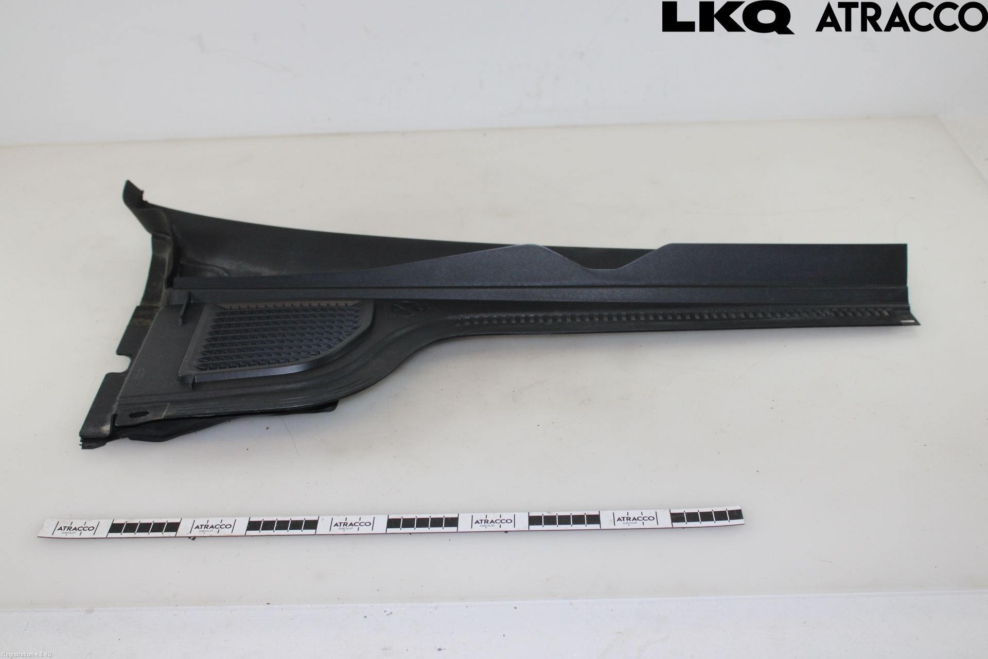 Volkswagen VW GOLF / E-GOLF VIII 20- Visker Deksel-Grill-Under Frr