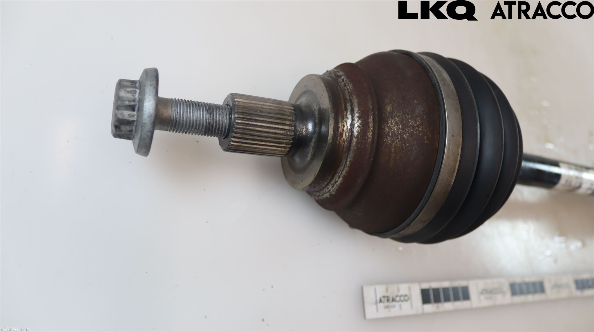 Volkswagen VW PASSAT 20-24 Drivaksel Foran Kompl Høyre