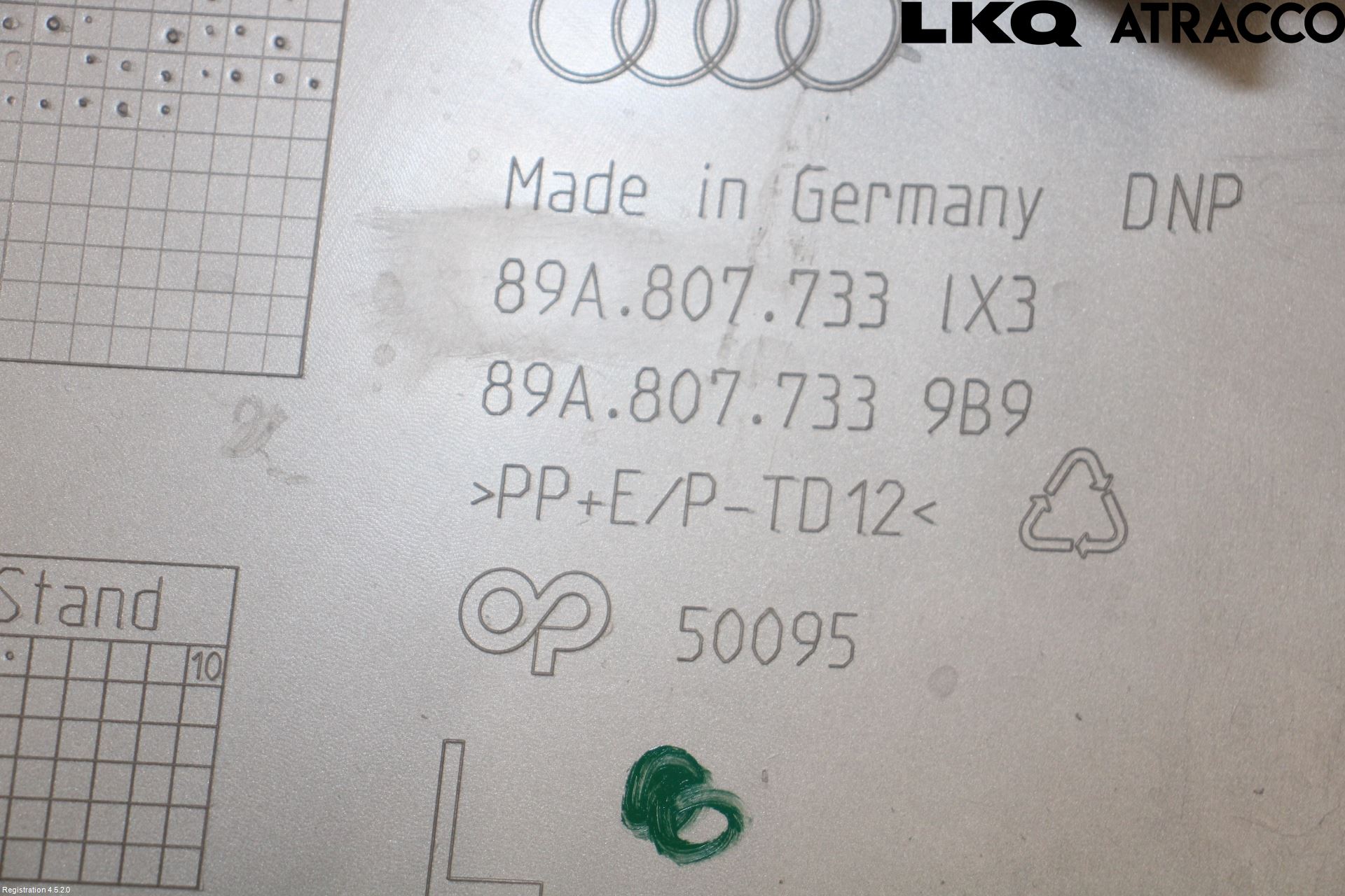 Audi Q4 E-TRON FZ 22- Spoiler Foran