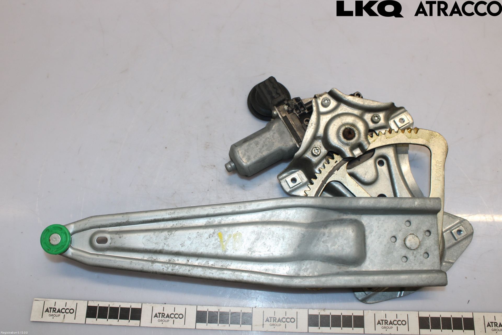 Toyota YARIS XP130 12-14 Vindusheis El Komp