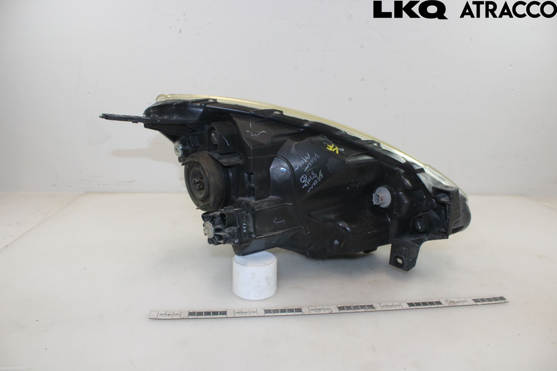 Nissan MICRA 11-16 Frontlykt Venstre