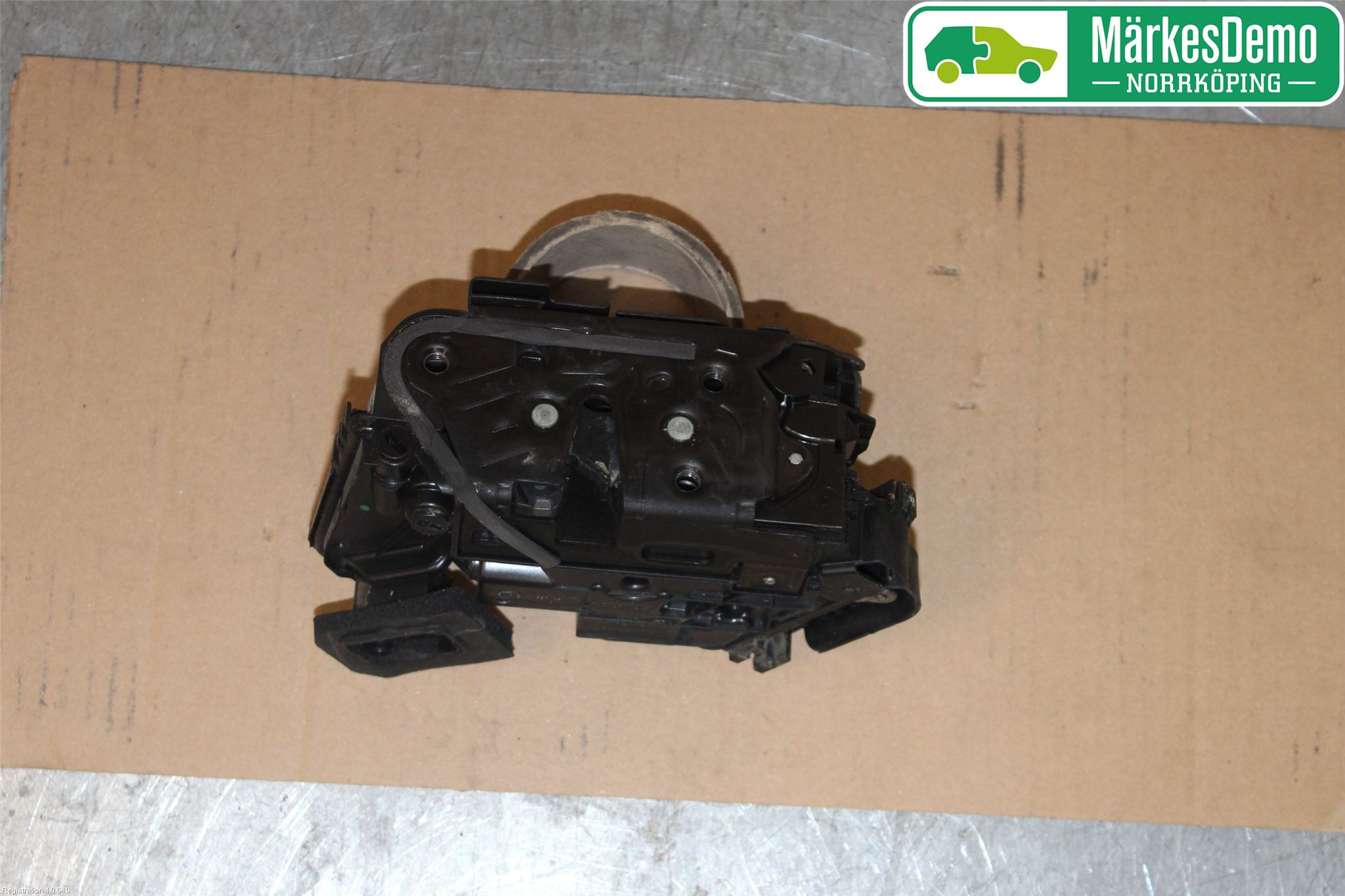Volkswagen VW GOLF / E-GOLF VII 13-20 Dørlås - Låsekasse