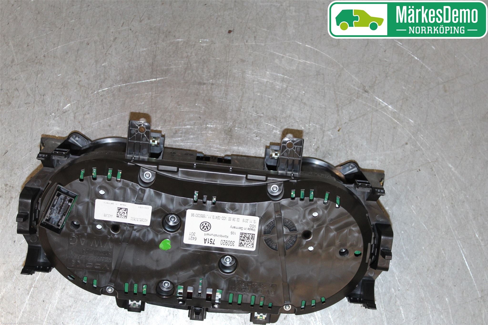 Volkswagen VW PASSAT 15-19 Instr Kombinert