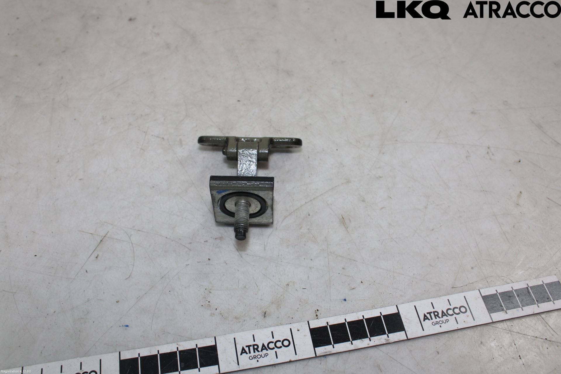 Audi A3/S3 8Y 21- Bakluke Hengsel Høyre