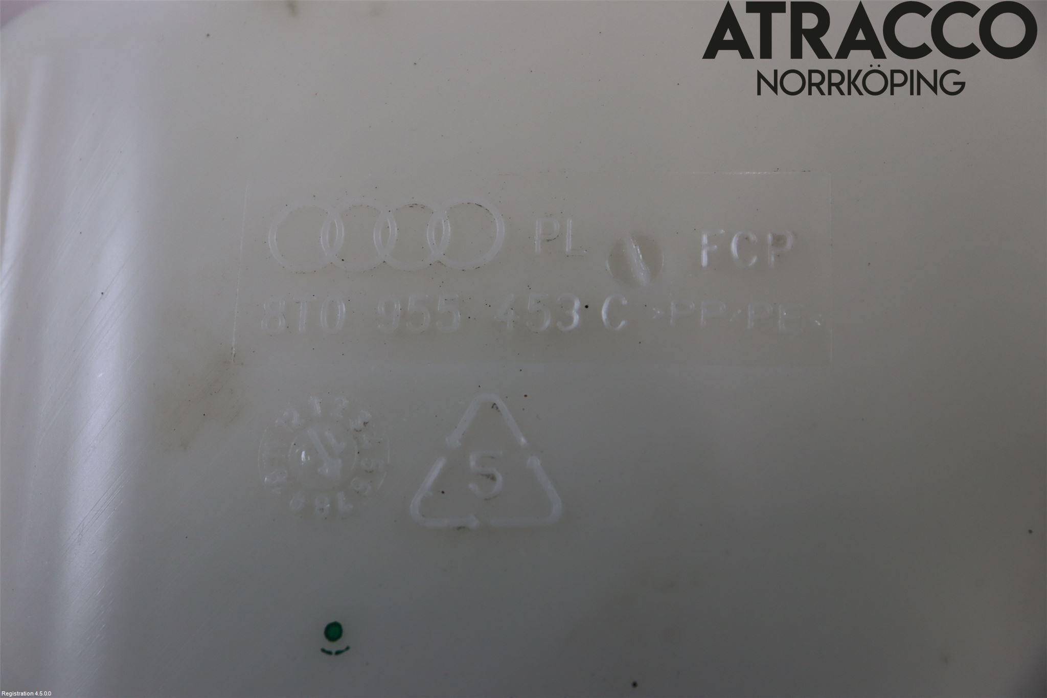 Audi A4 12-15 Spylerbeholder Frontrute-Lykte