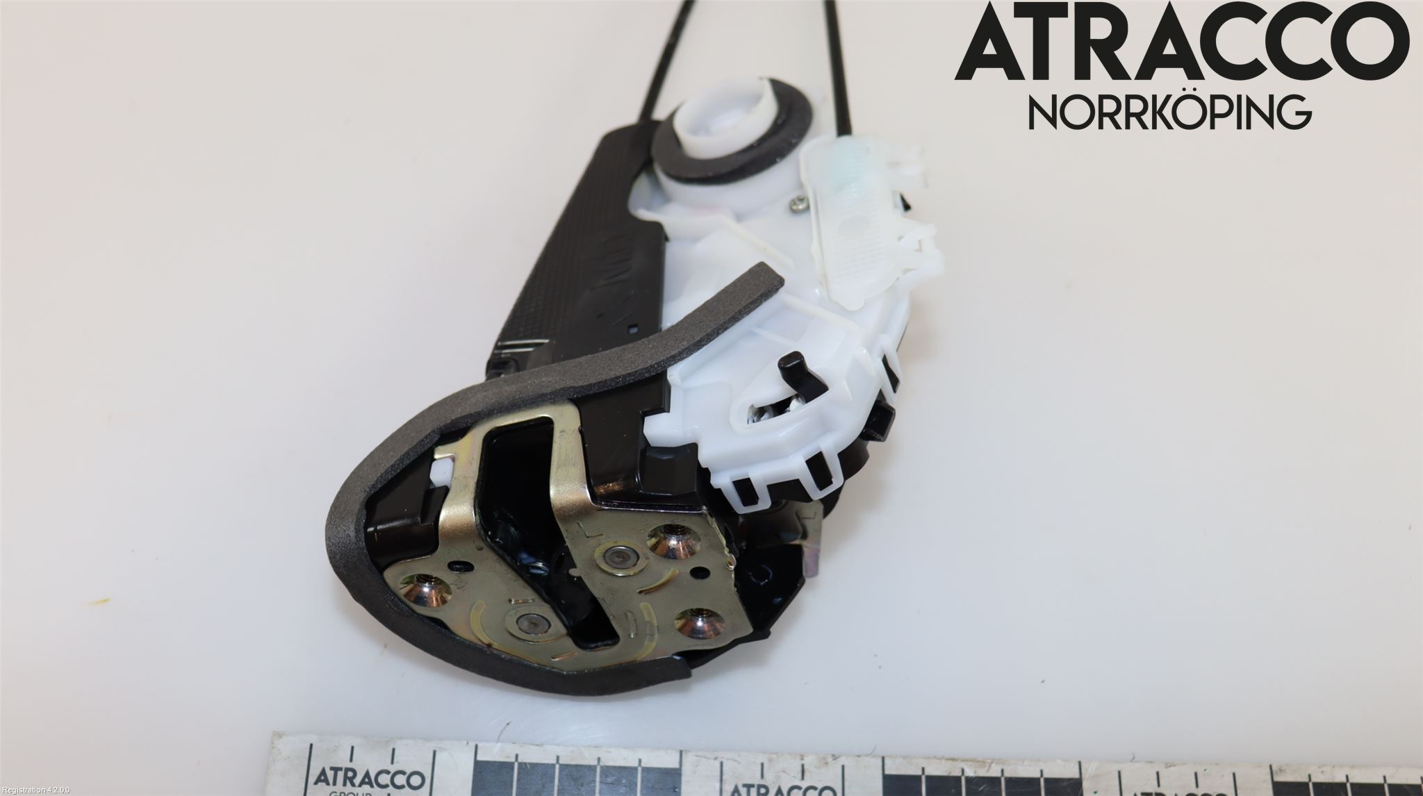 Toyota YARIS XP21 20- Dørlås - Låsekasse