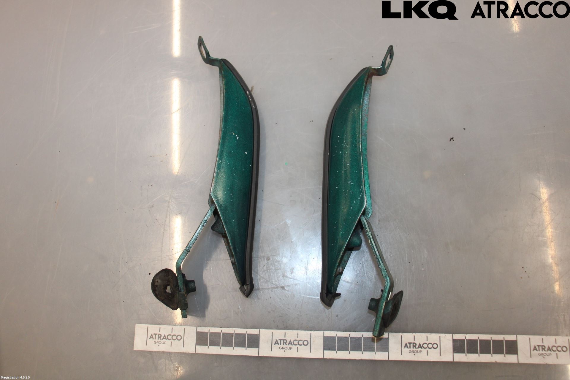 Ford MUSTANG    64-73 Støtfanger Bak Midt Del