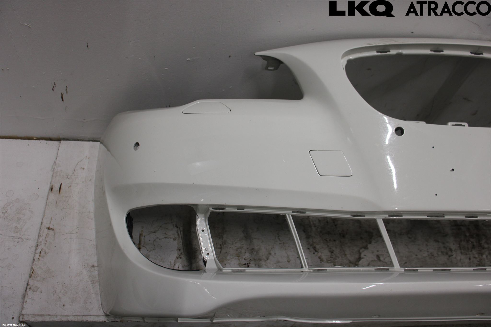 BMW 5 F10/F11/F18 09-17 Støtfanger Foran Plastdeksel