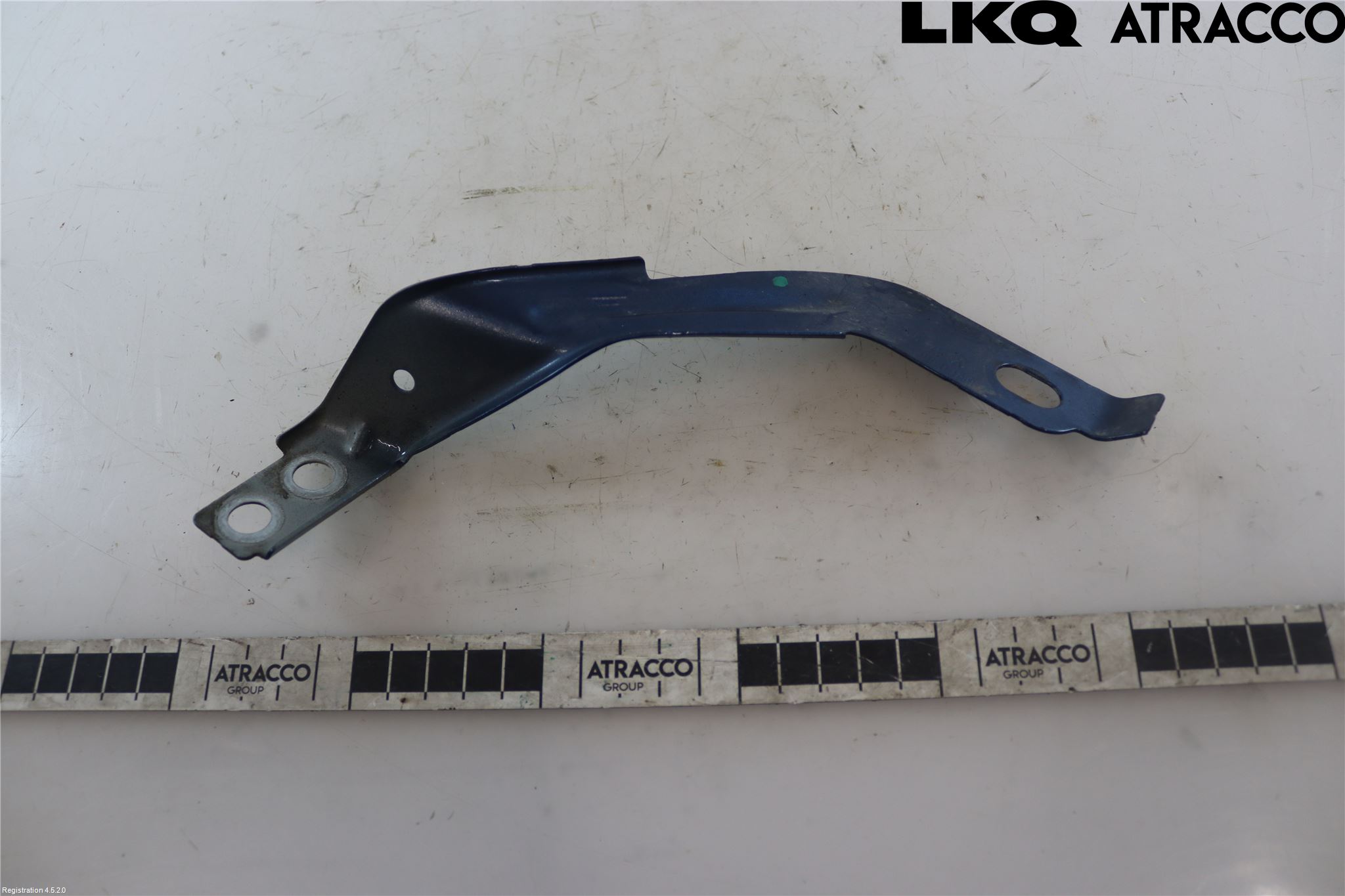 Volkswagen VW JETTA VI 11- Frontlykt Holder-Feste