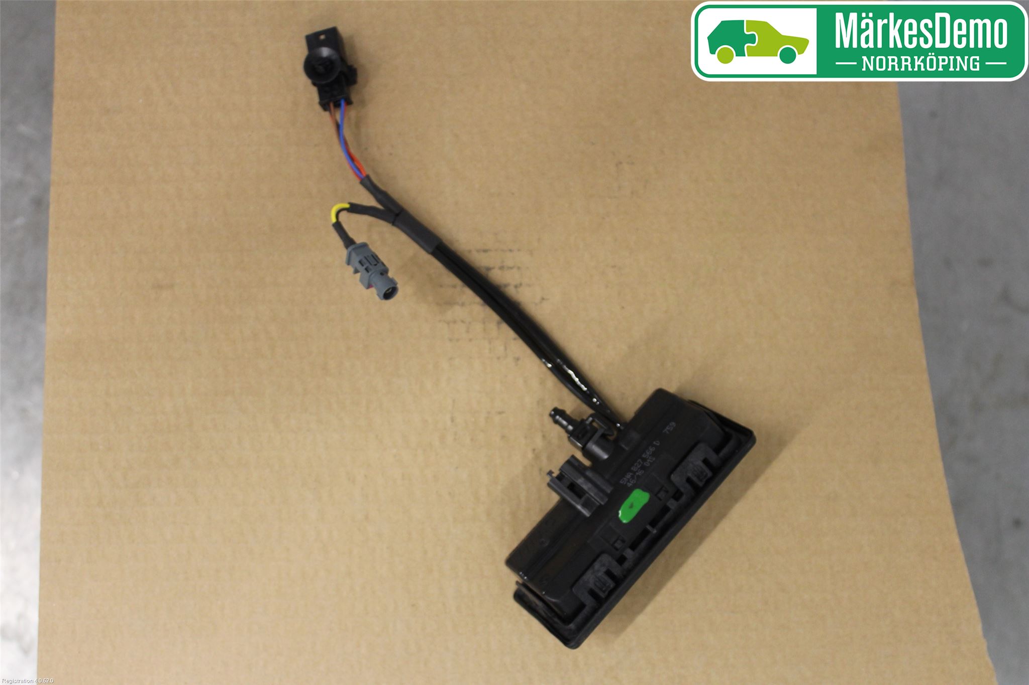 Volkswagen VW TIGUAN 16-24 Bakluke Handtak Ytre