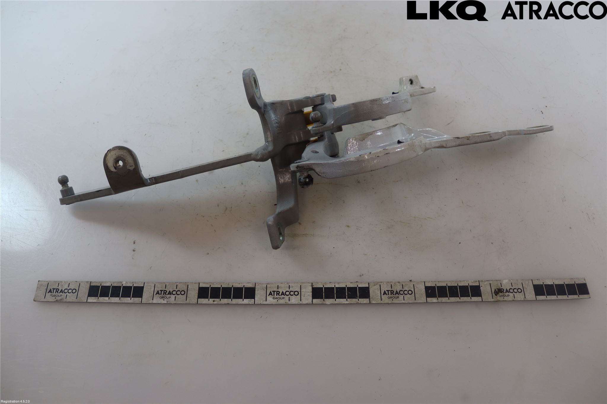 BMW 5 F10/F11/F18 09-17 Bakluke Hengsel Høyre
