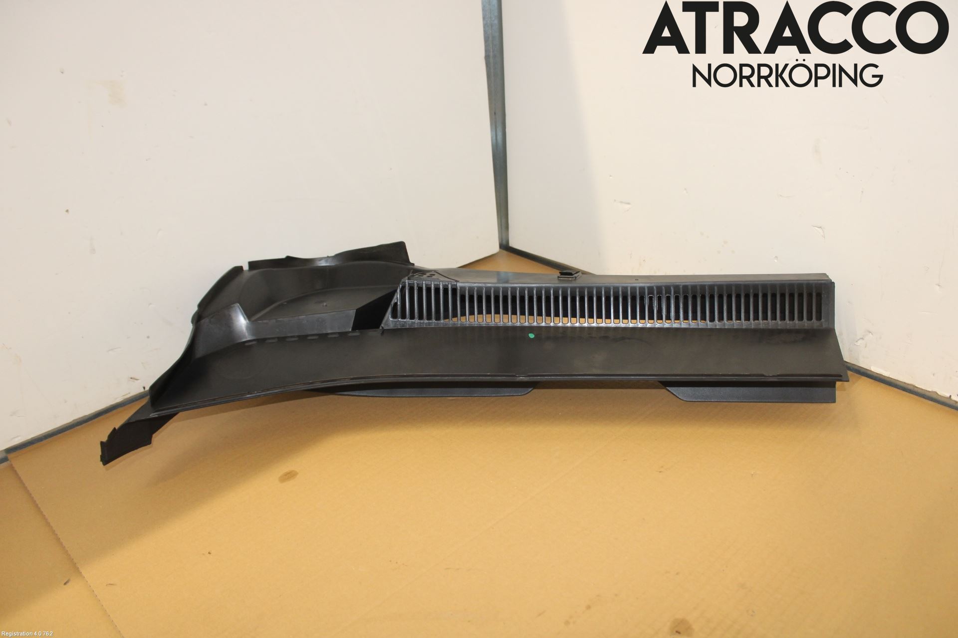 Volkswagen VW T-CROSS 19- Visker Deksel-Grill-Under Frr