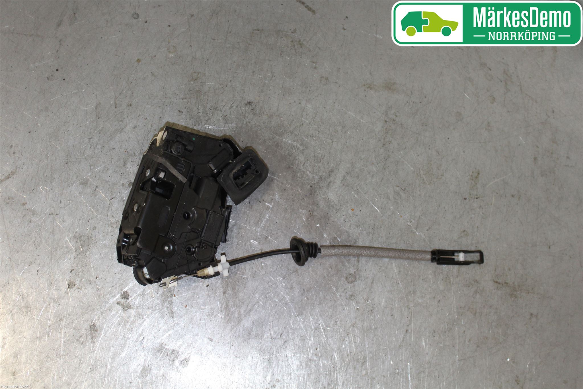 Volkswagen VW POLO 10-17 Dørlås - Låsekasse