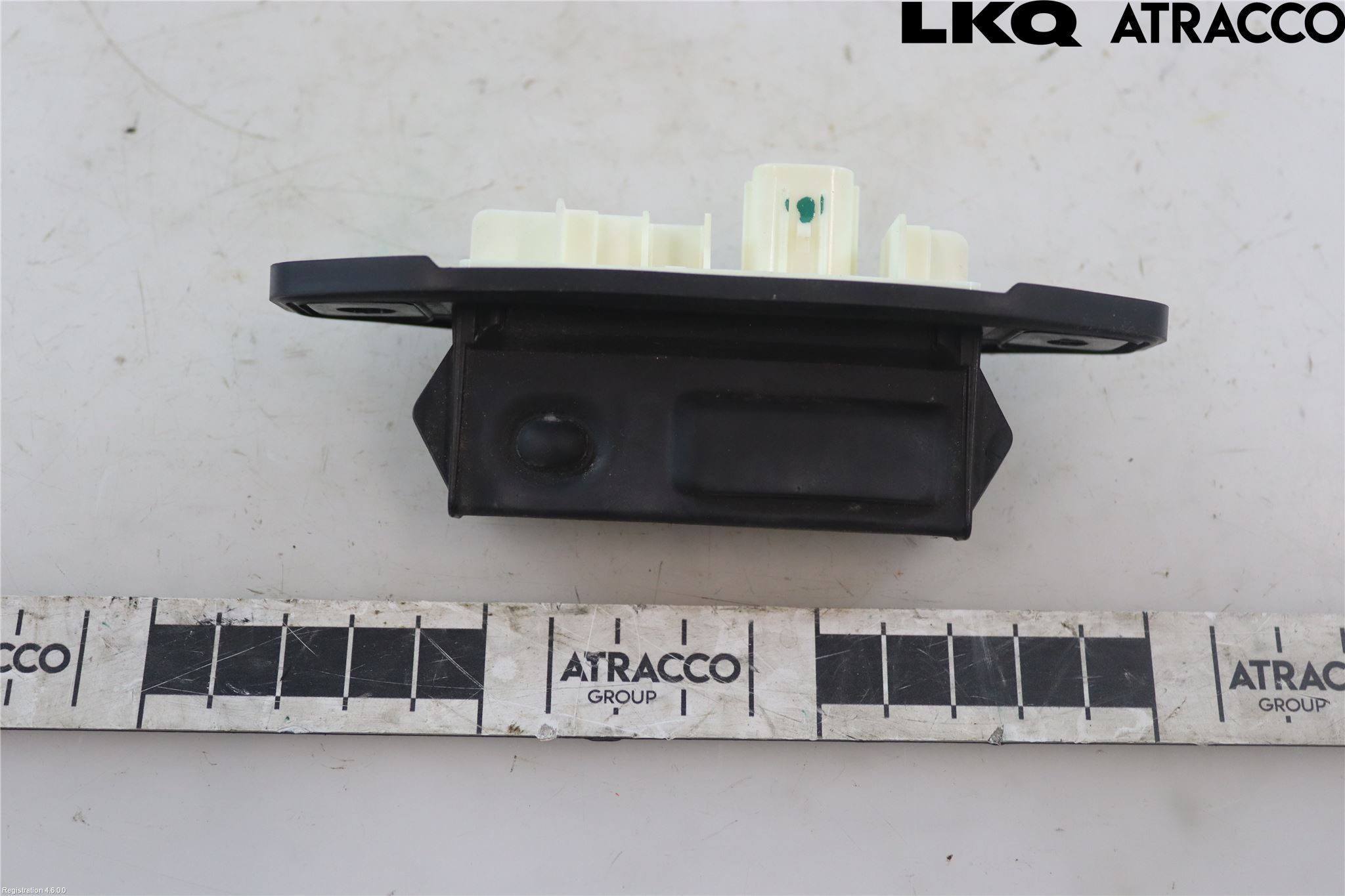 Toyota COROLLA 19- Bakluke Handtak Ytre