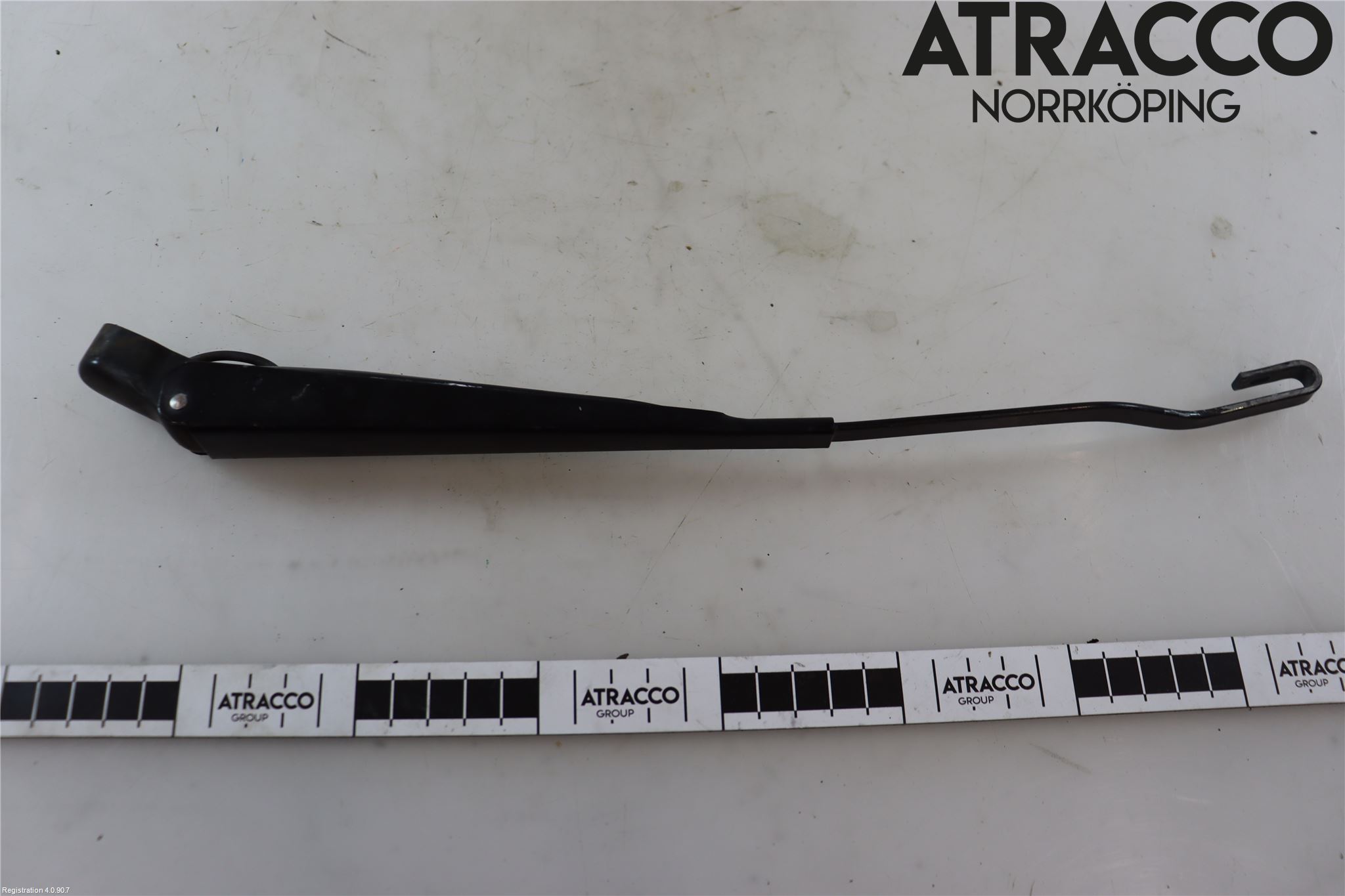 Mercedes-Benz MB 200-300  (W123) 76-86 Viskerarm-Armer Frontrute