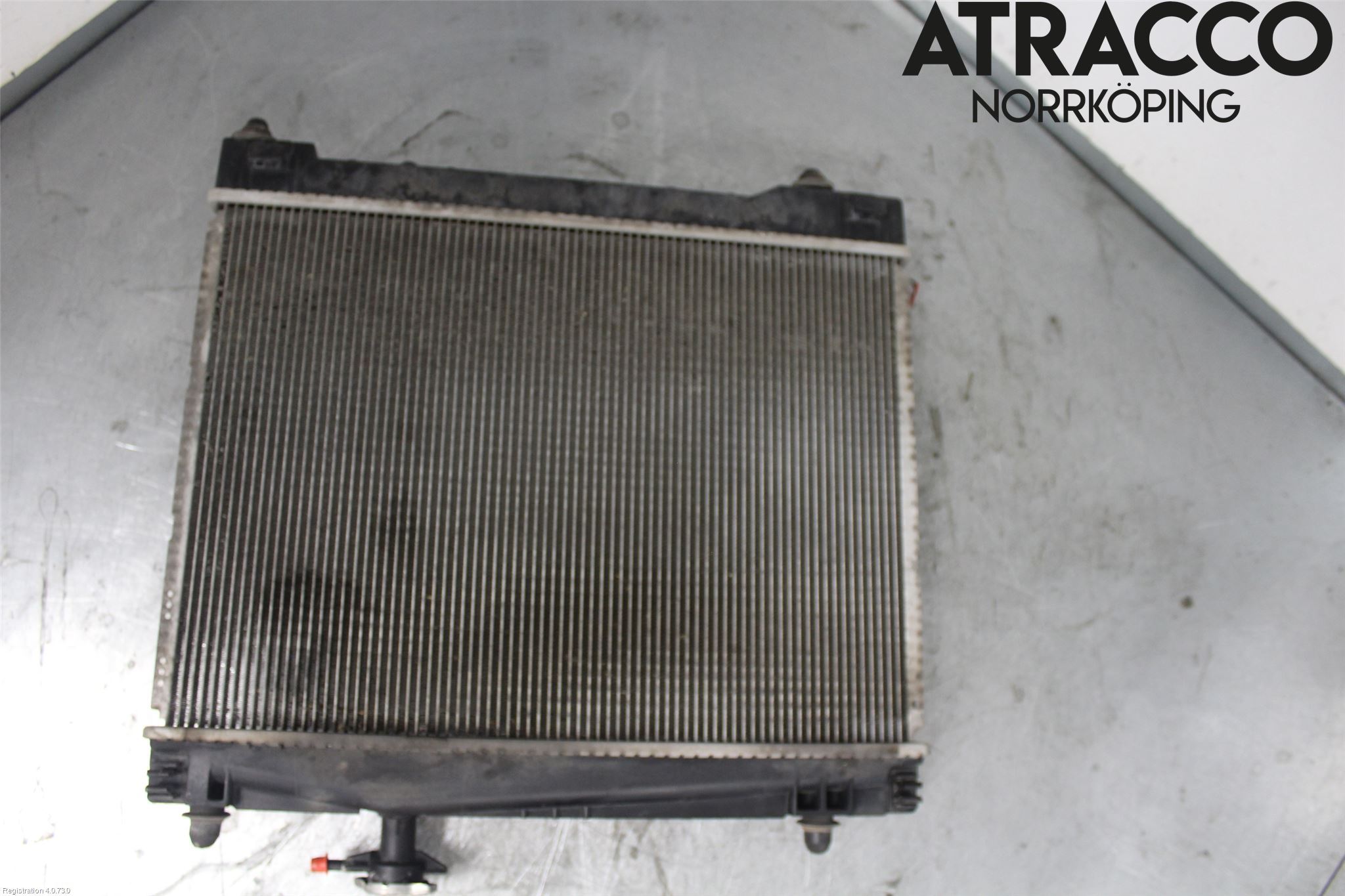 Toyota YARIS XP130 12-14 Radiator Manuell