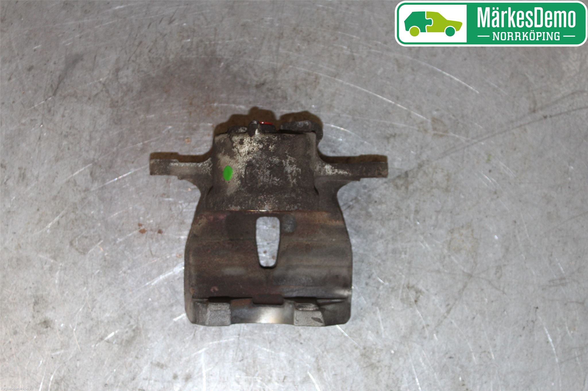 Toyota PRIUS+ ZVW40 12-20 Bremsecaliper Foran Høyre