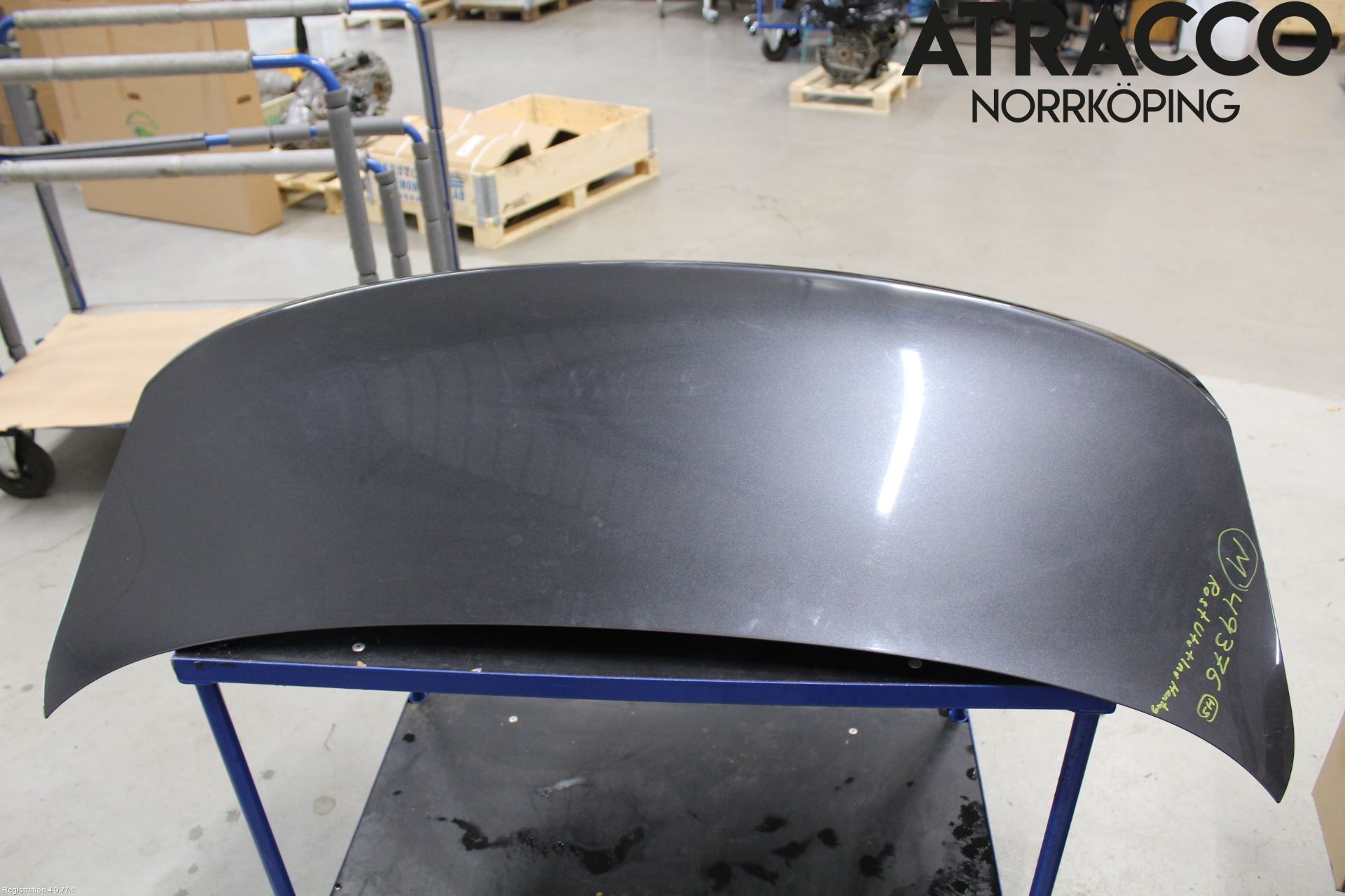 BMW 5 F10/F11/F18 09-17 Bakluke Koffertlokk