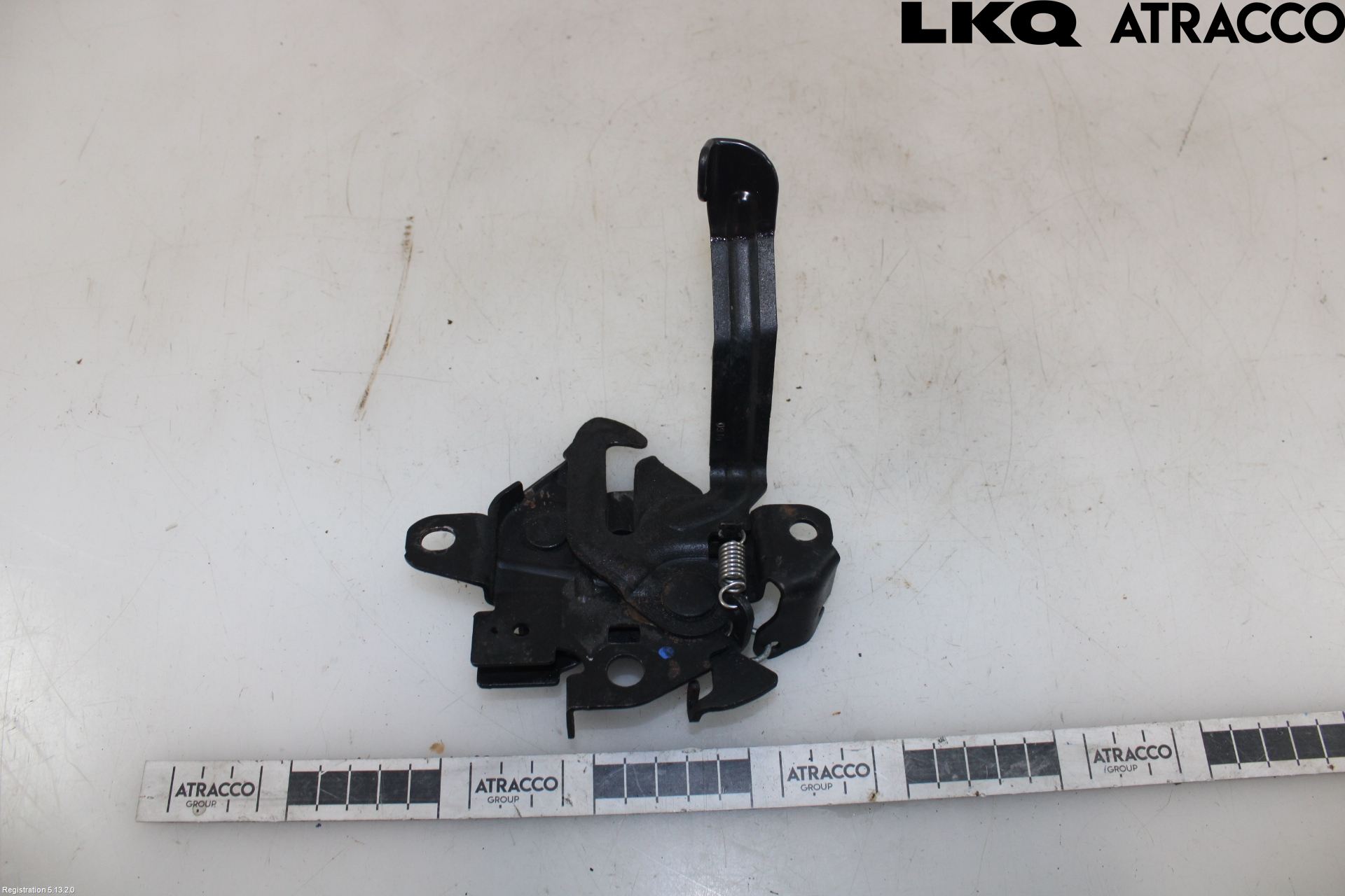 Toyota AURIS 10-12 Panserlås