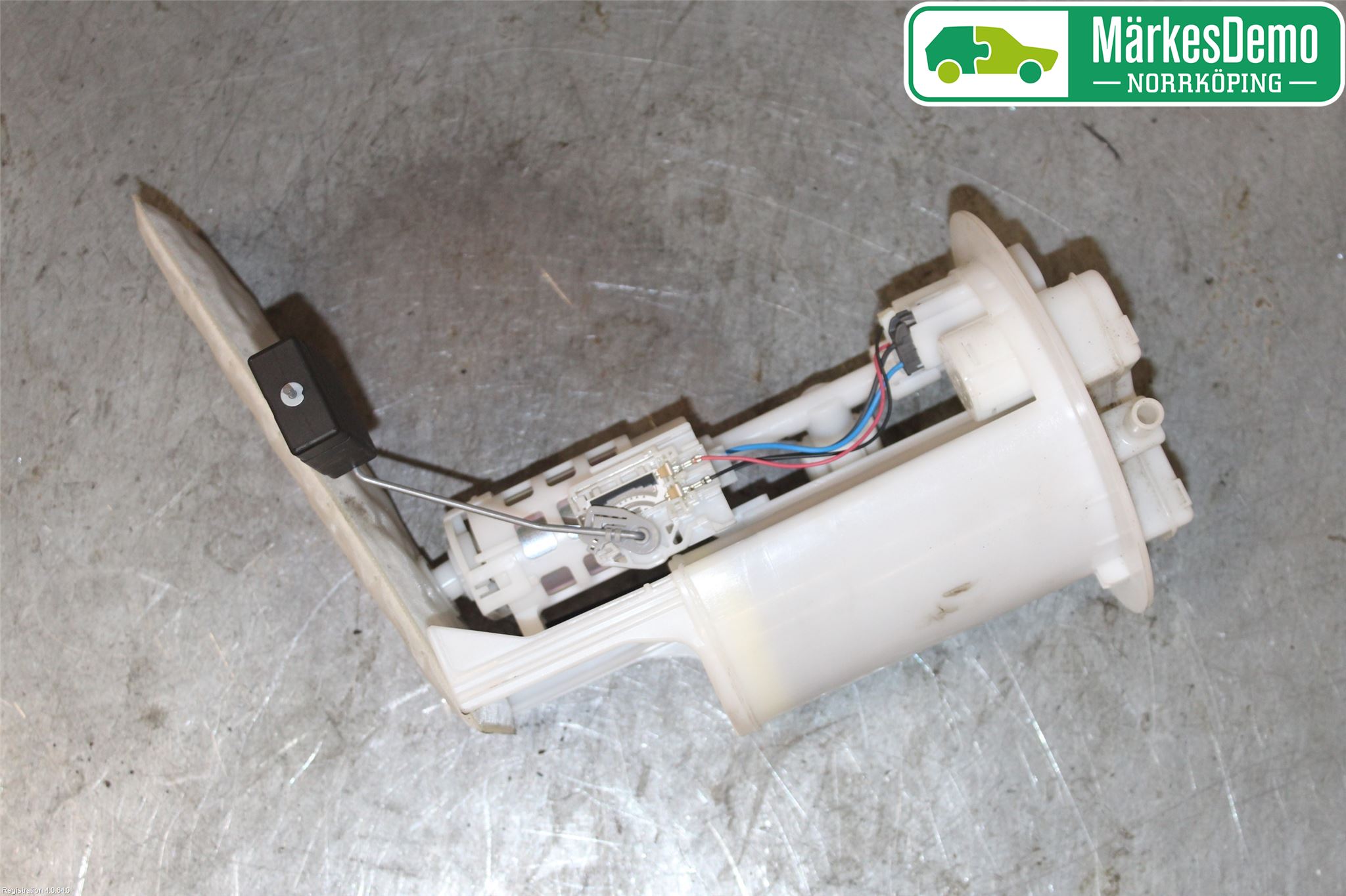 Toyota YARIS XP130 12-14 Drivstoffpumpe Fødepumpe El