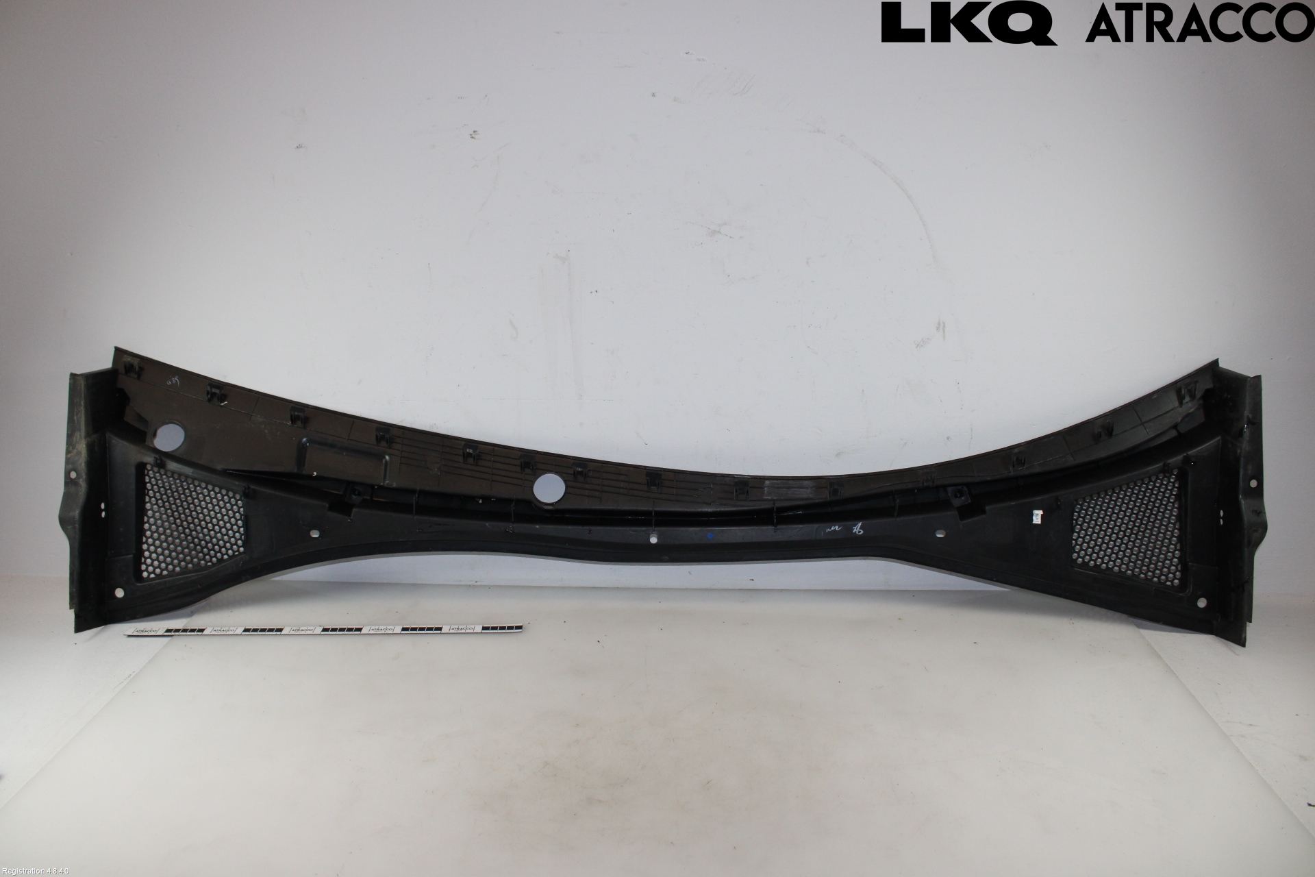 MG 5 22- Visker Deksel-Grill-Under Frr