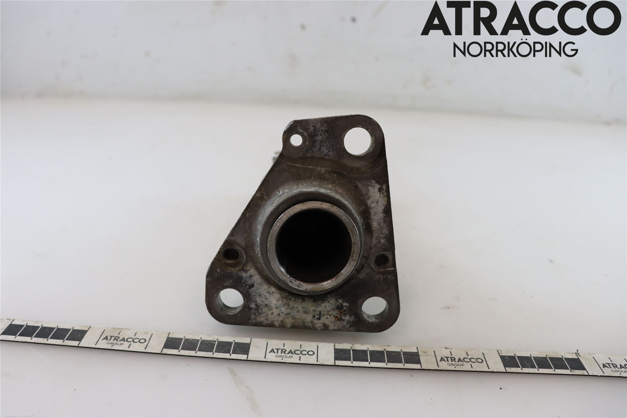 Audi A4/S4 01-05 Støtfanger Foran Feste