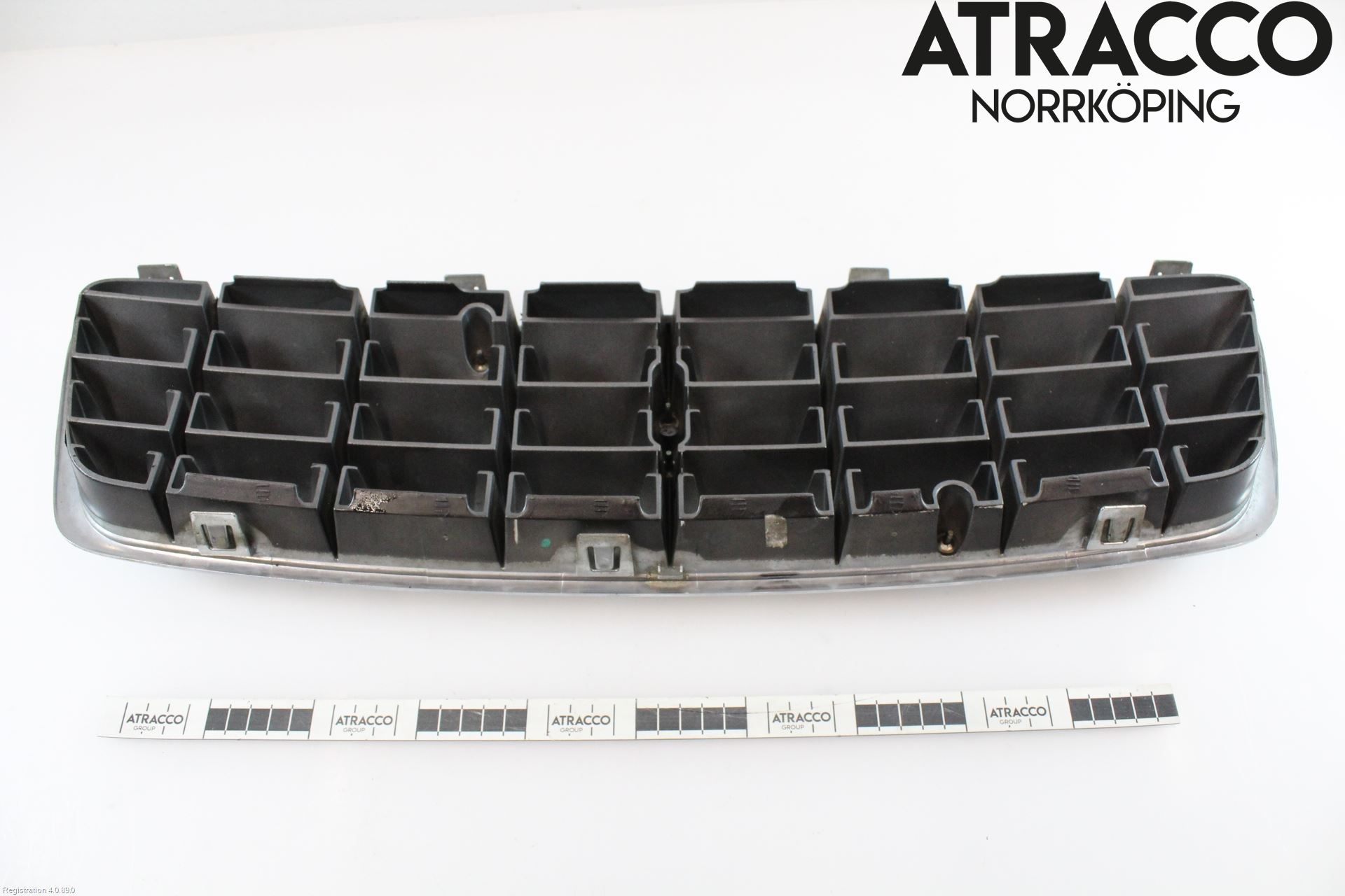Volvo XC70 01-04 Grill Komplett