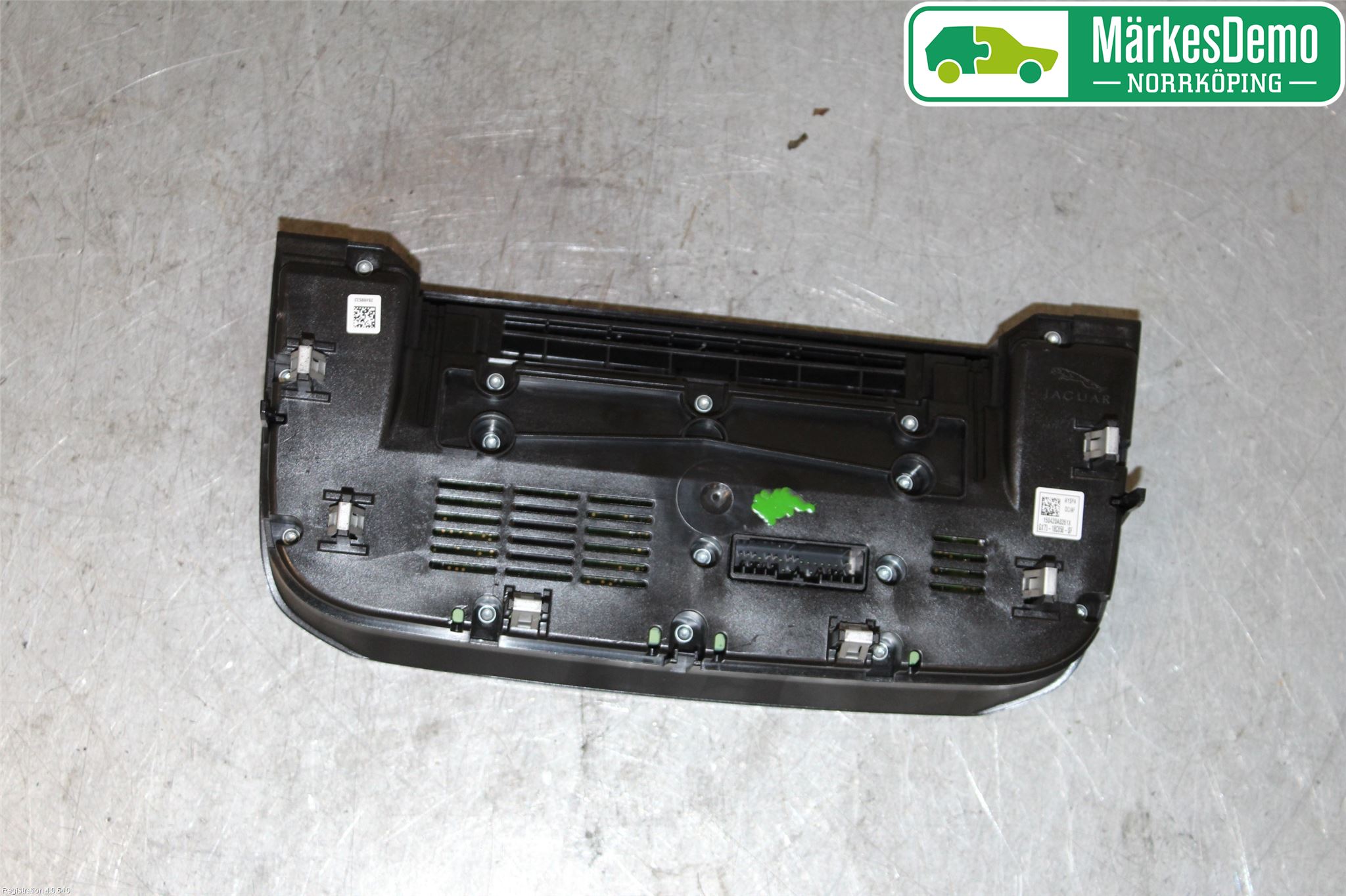Jaguar XE (X760) 15-24 Varmeapparat Panel(Regulering)