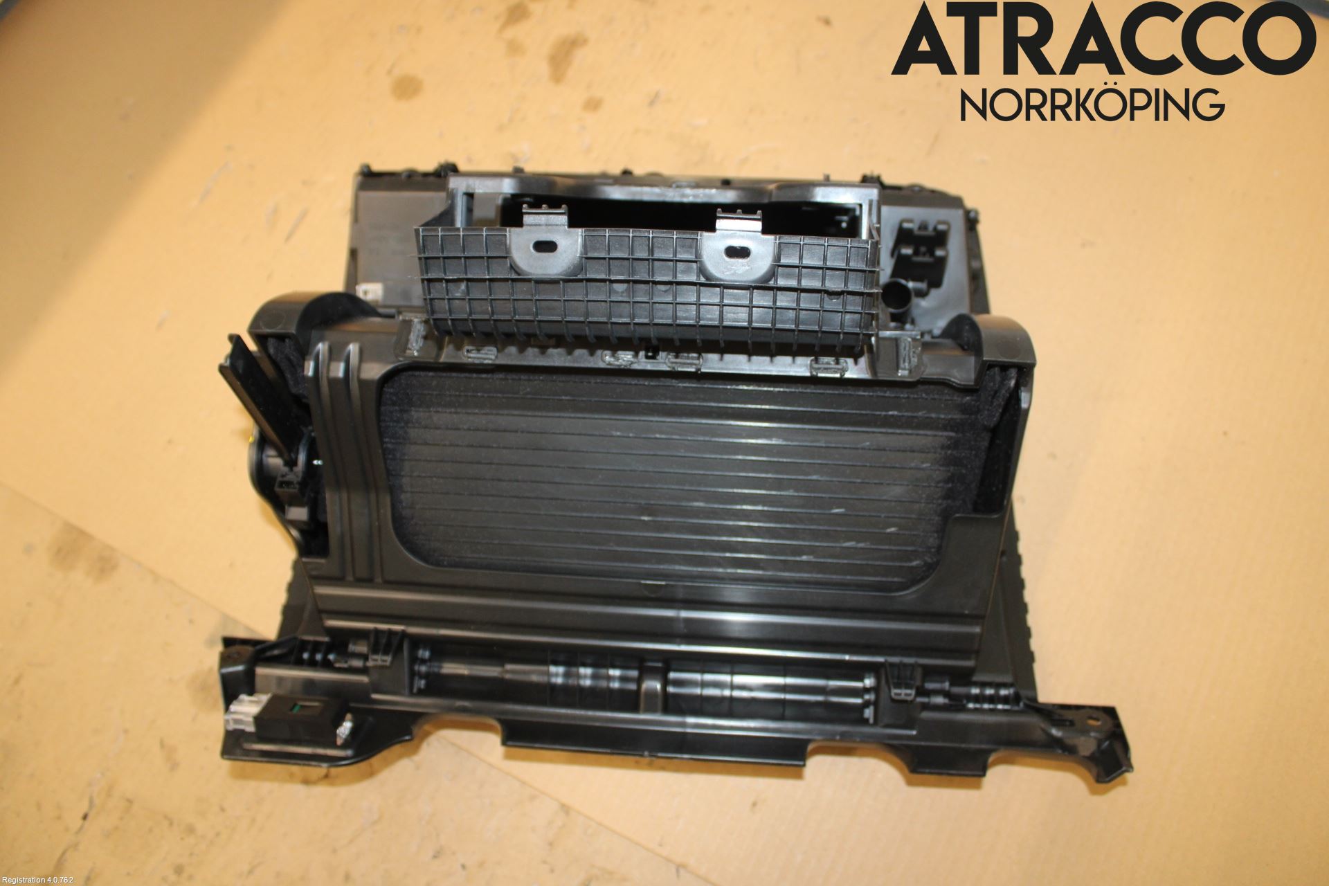 Volkswagen VW PASSAT 20-24 Innr Hanskerom
