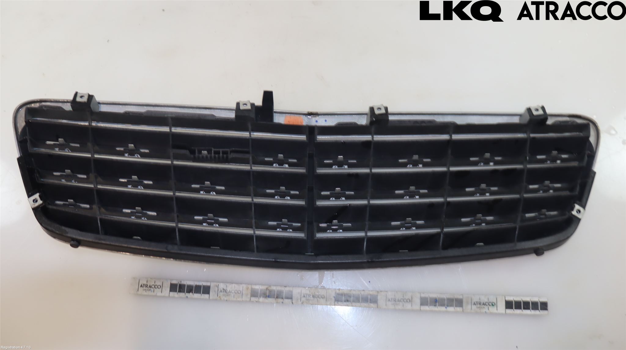 Mercedes-Benz MB C (203) 00-07 Grill Komplett