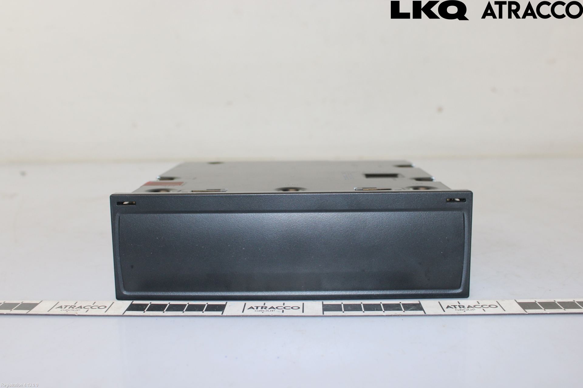 Volkswagen VW PASSAT 24- Stereo Radio Med Cd