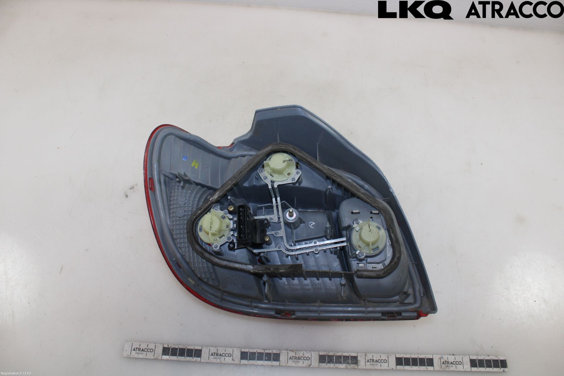 Toyota YARIS P1 03-05 Baklykt Høyre