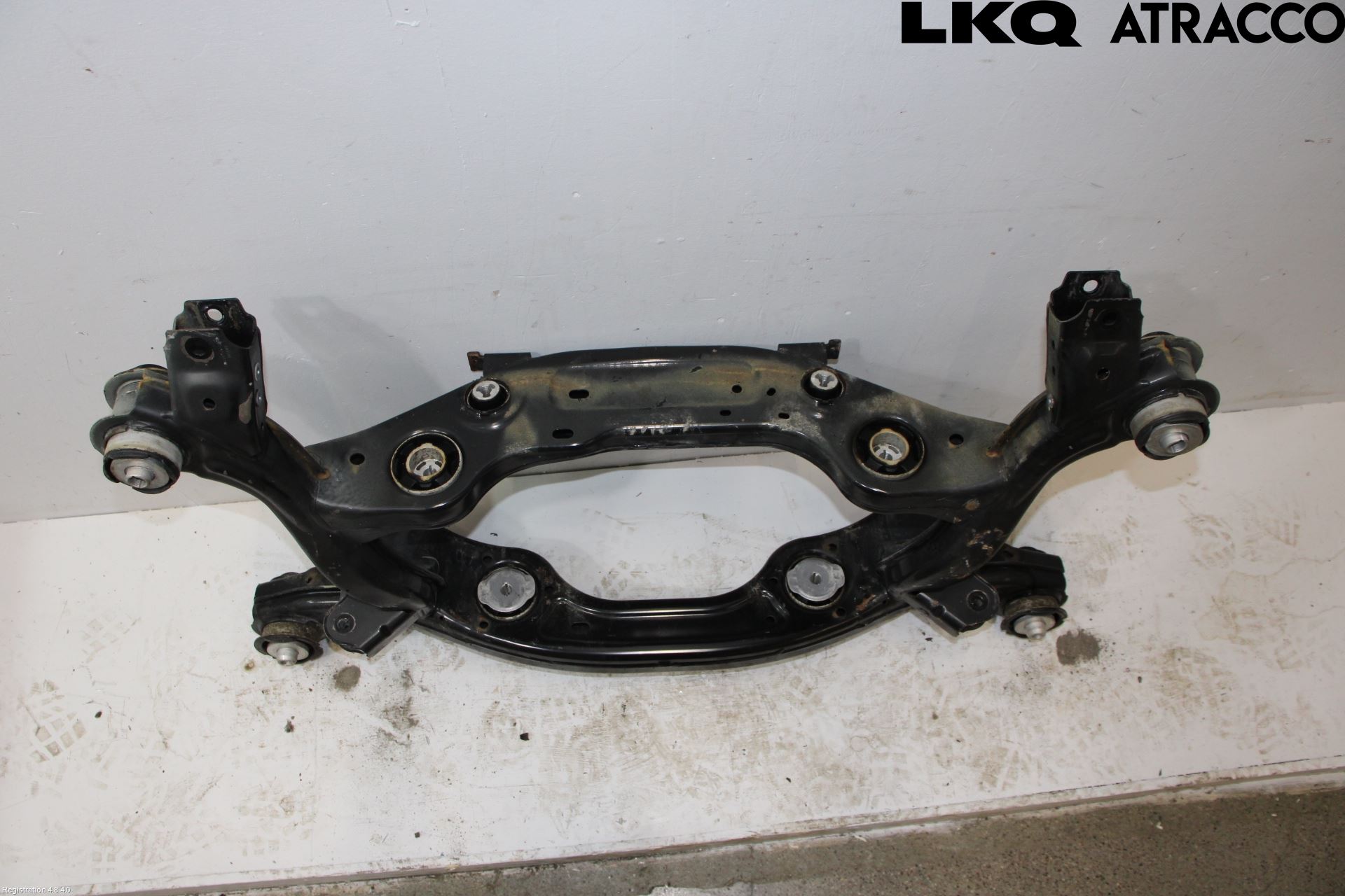 Mercedes-Benz MB EQB (X243) 22- Bakaksel Feste Travers-Ramme