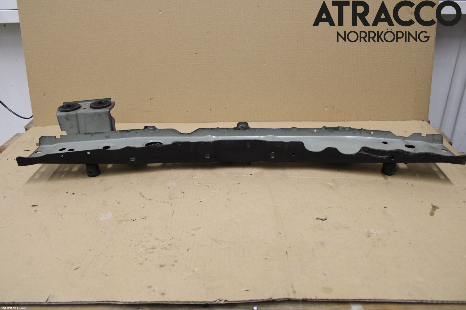 Nissan NOTE E12 14-20 Radiator Feste - Ramme - Bjelk