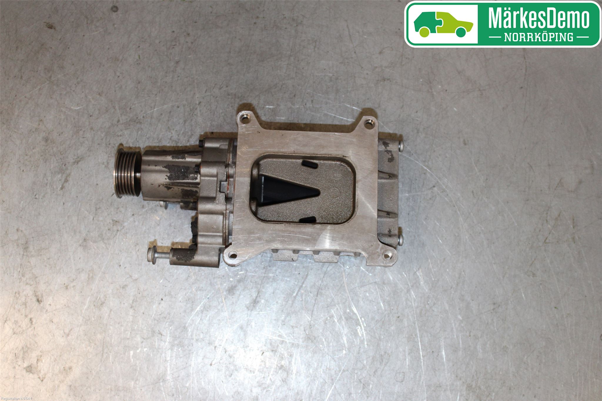 Volkswagen VW GOLF V 04-09 Kompressor Reimdrevet
