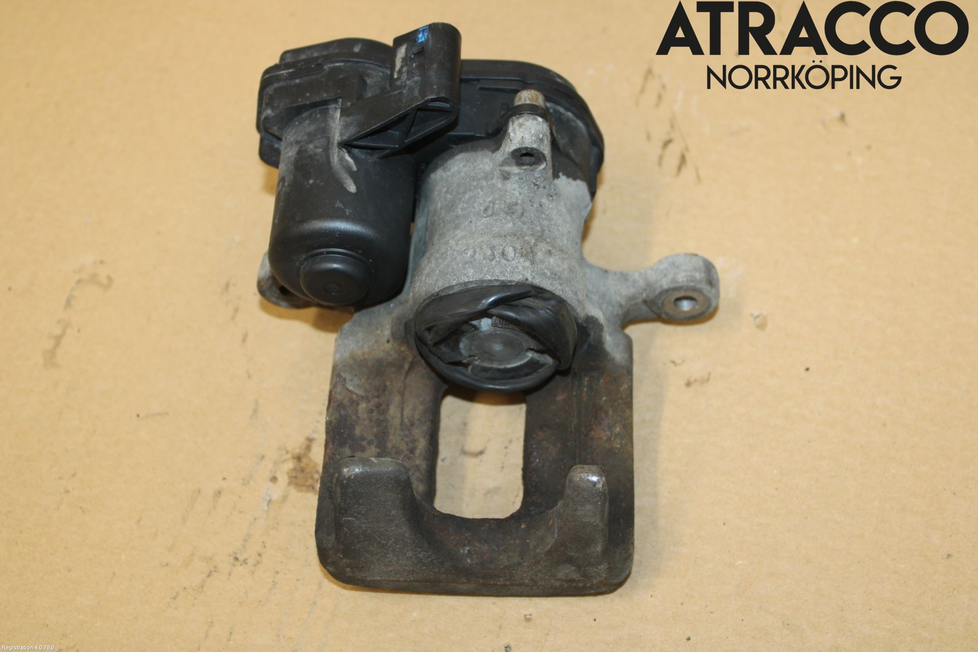 Audi Q3 8U 12-18 Bremsecaliper Bak Venstre