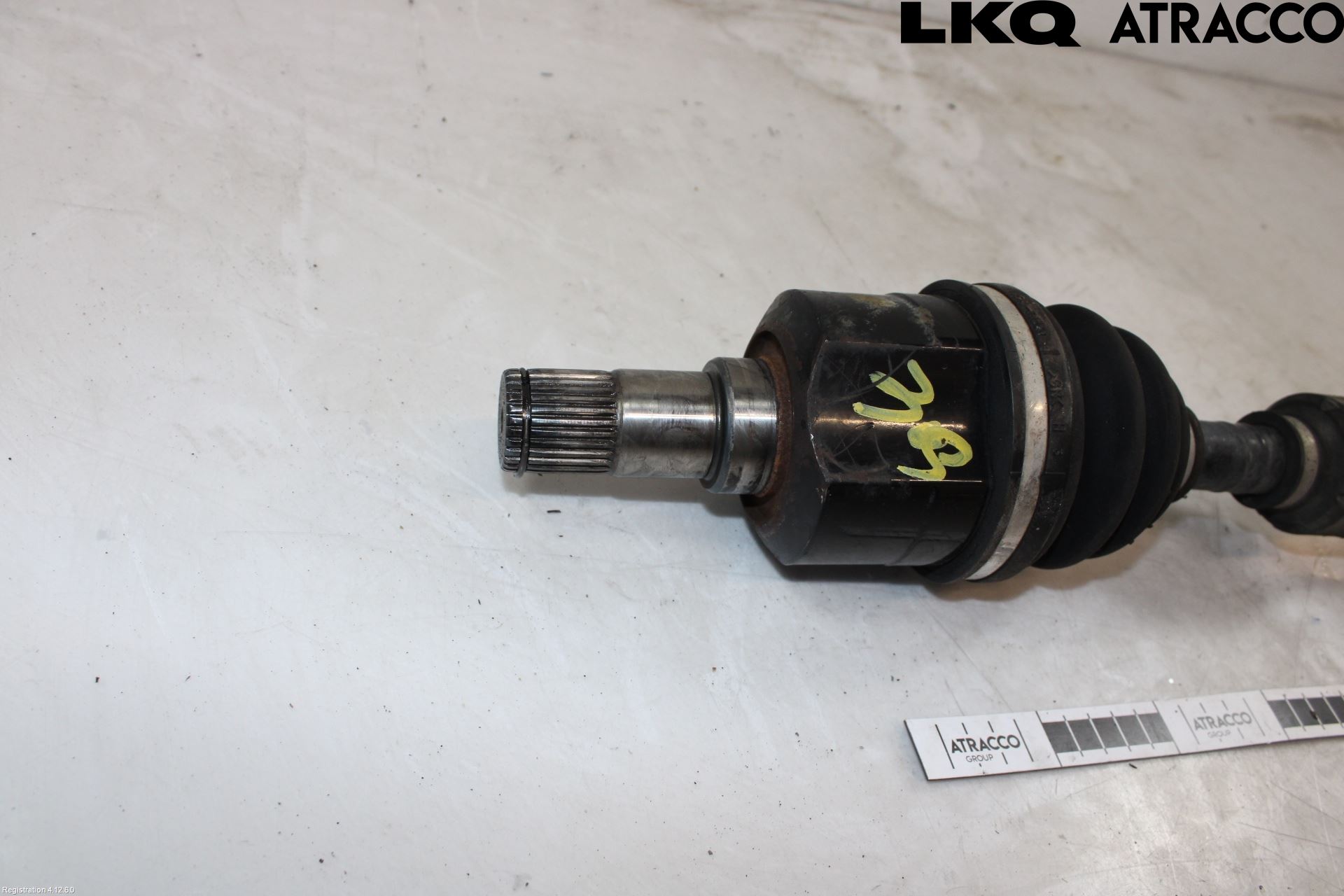 Hyundai i40 08-15 Drivaksel Foran Kompl Venstre