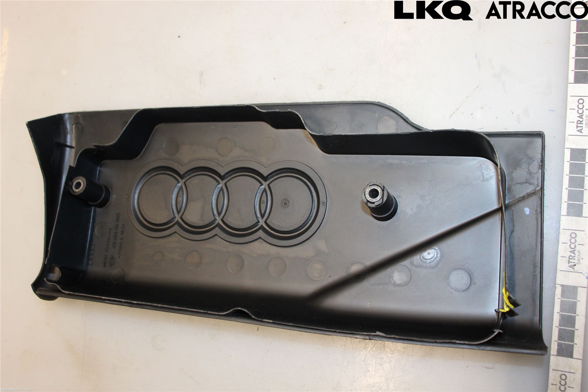 Audi A8/S8 4D 94-02 Motor Deksel Over Motor
