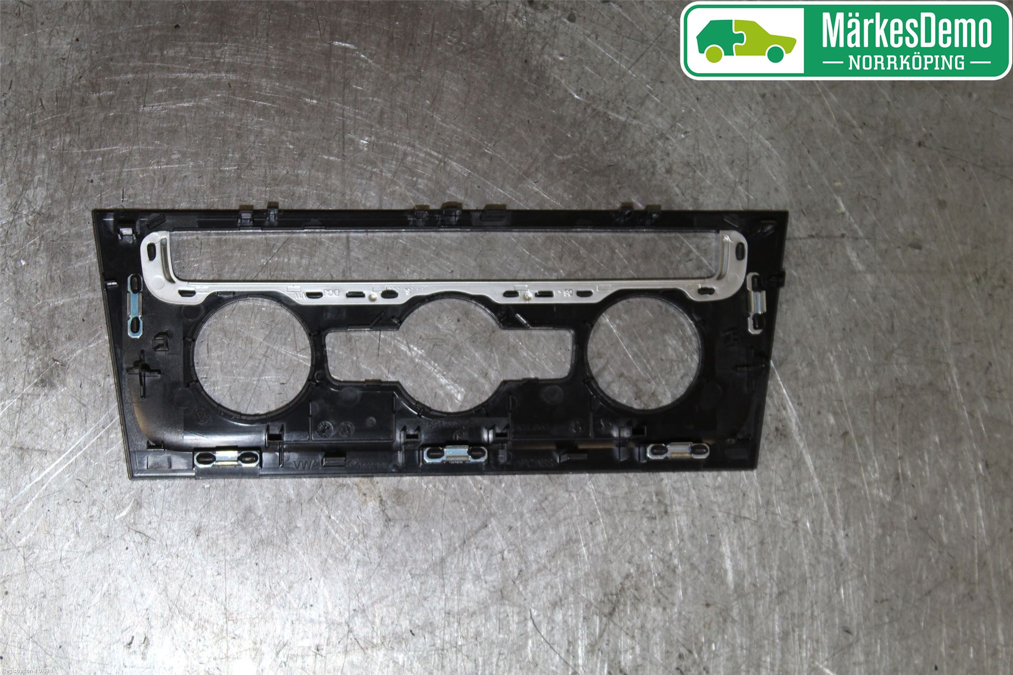 Volkswagen VW GOLF / E-GOLF VII 13-20 Innr Radio Ramme