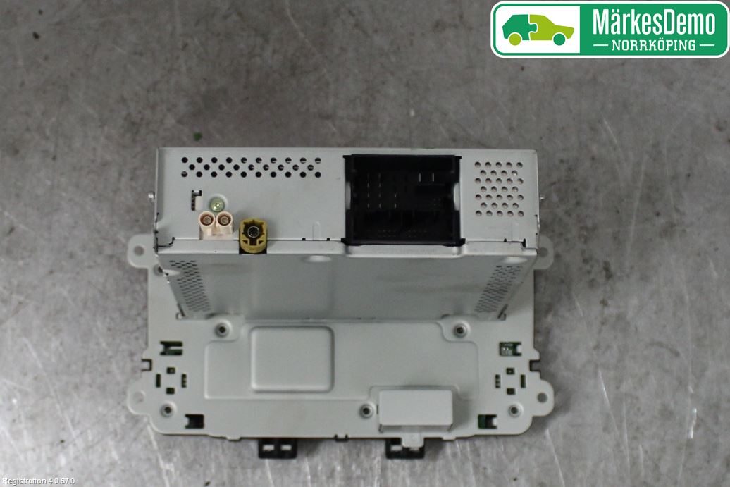 Volkswagen VW POLO 10-17 Stereo Radio Med Cd