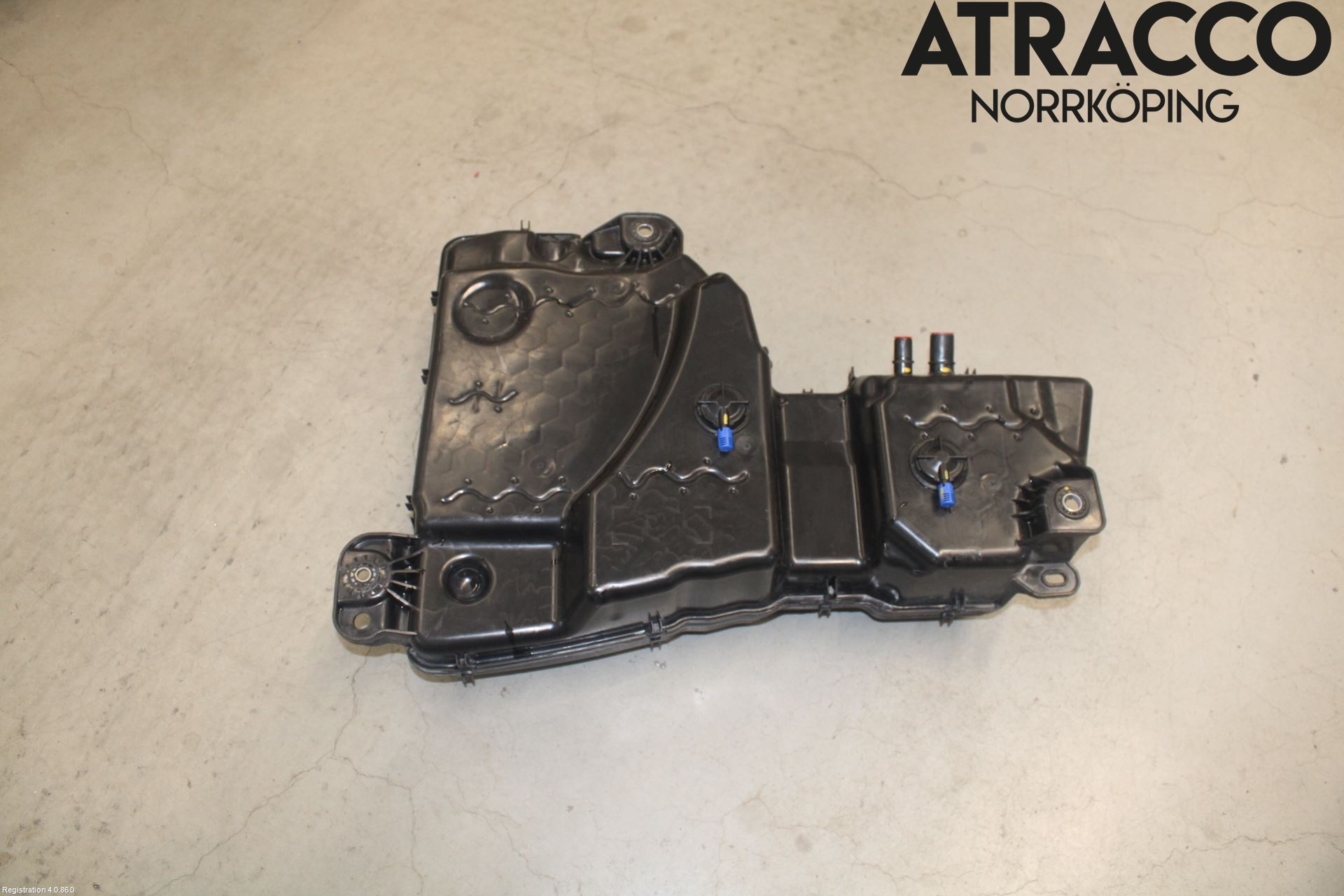 Volkswagen VW TIGUAN 16-24 Adblue Tank