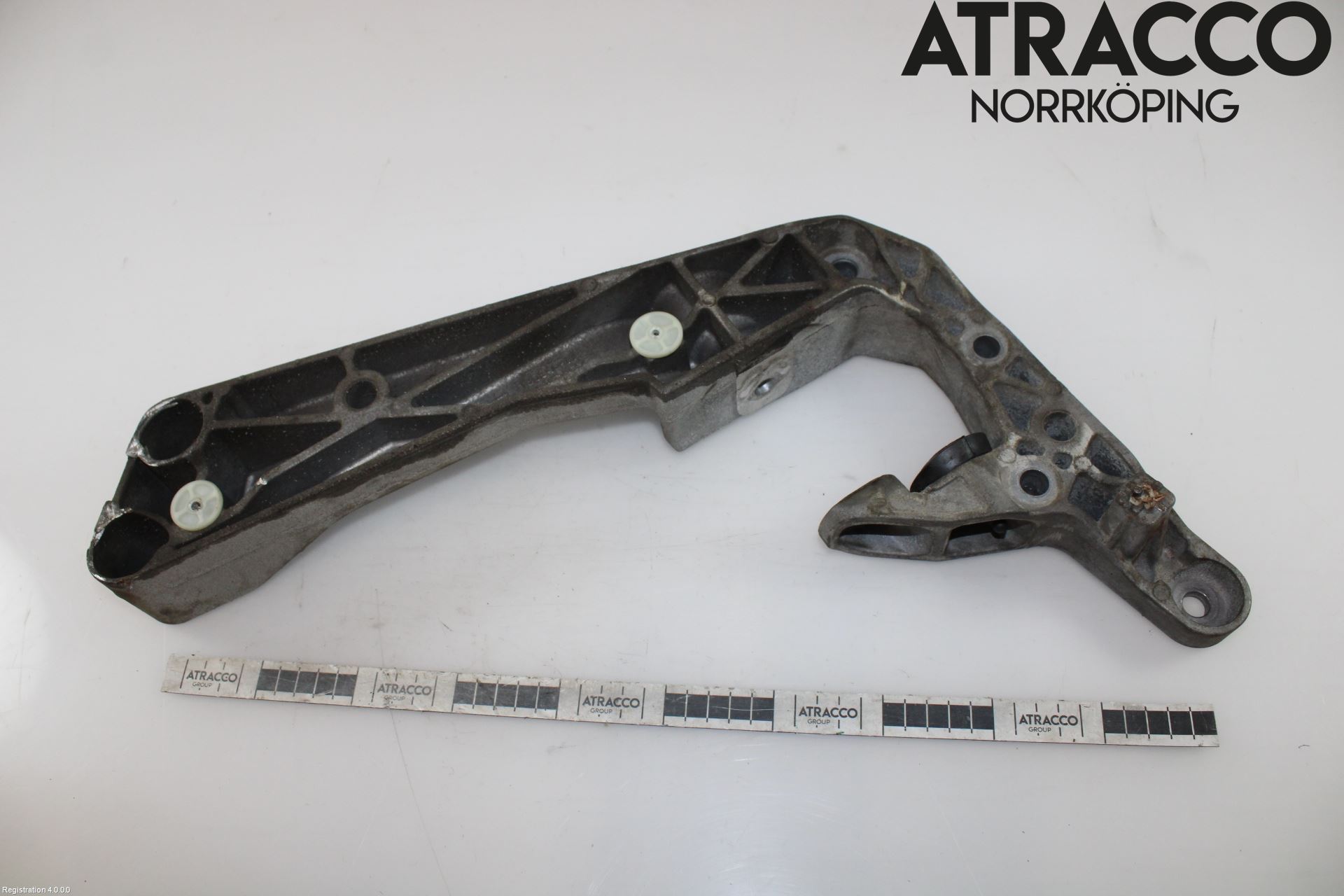 BMW 5 G30/G31/F90 17-23 Gearkasse Bjelke - Travers