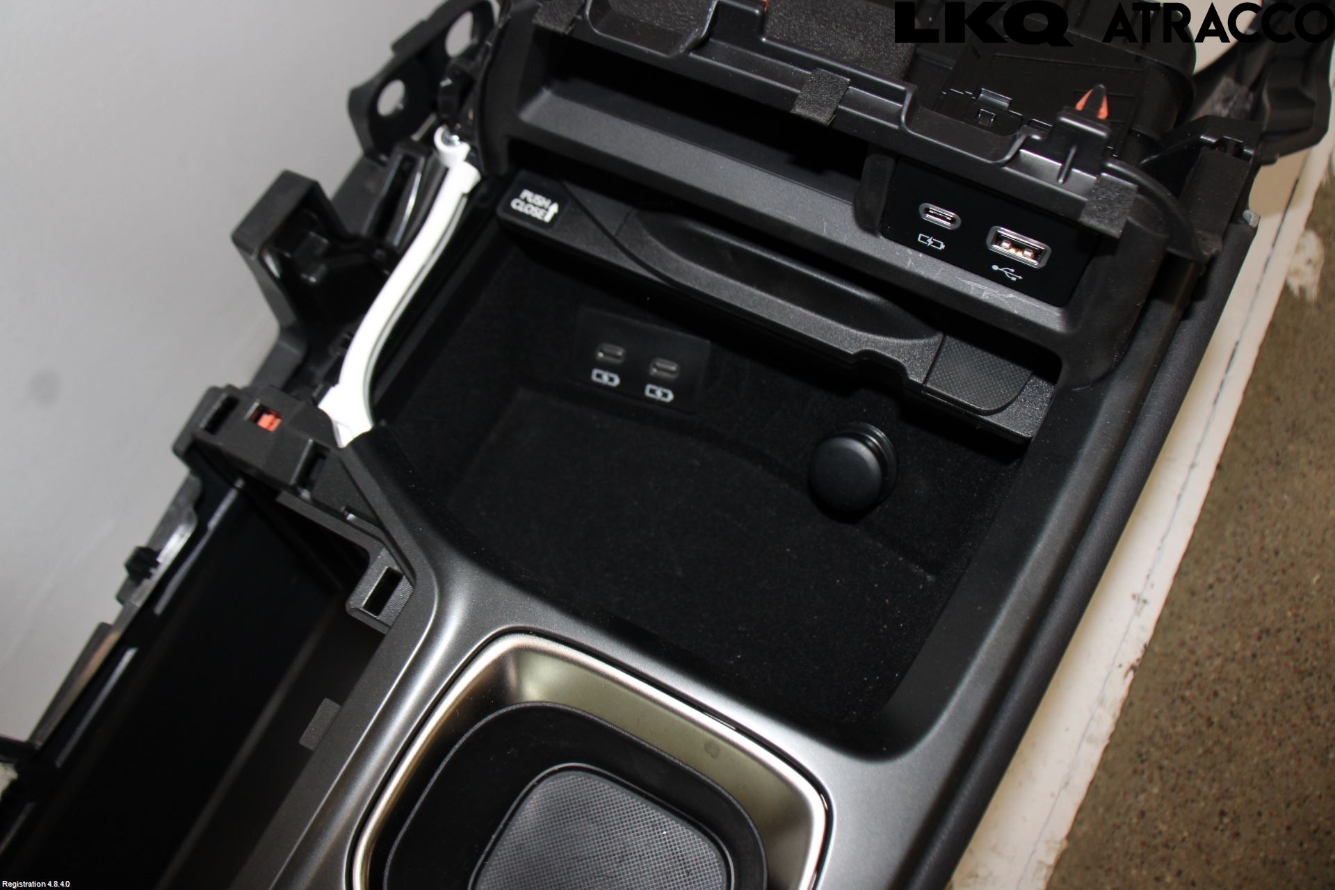Lexus NX 340h/450h+ 21- Innr Konsoll-Lomme