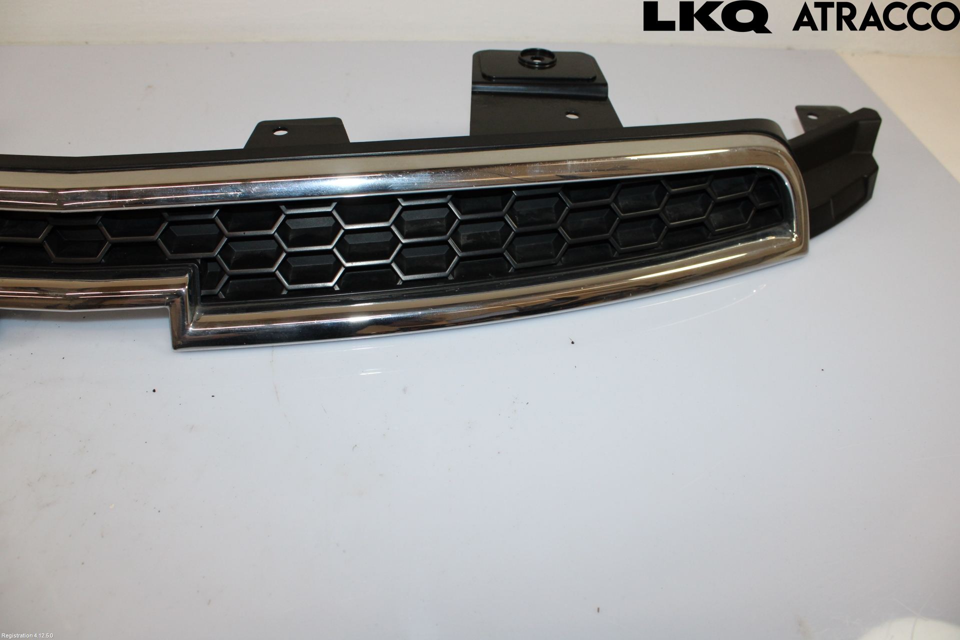 GM CHEVROLET ORLANDO Grilldel Midt