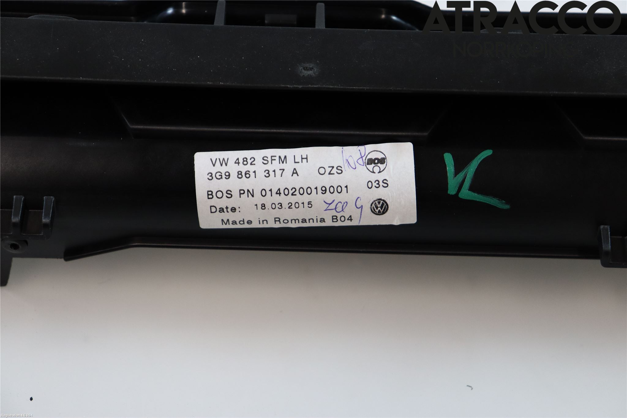 Volkswagen VW PASSAT 15-19 Innr Solskjerm