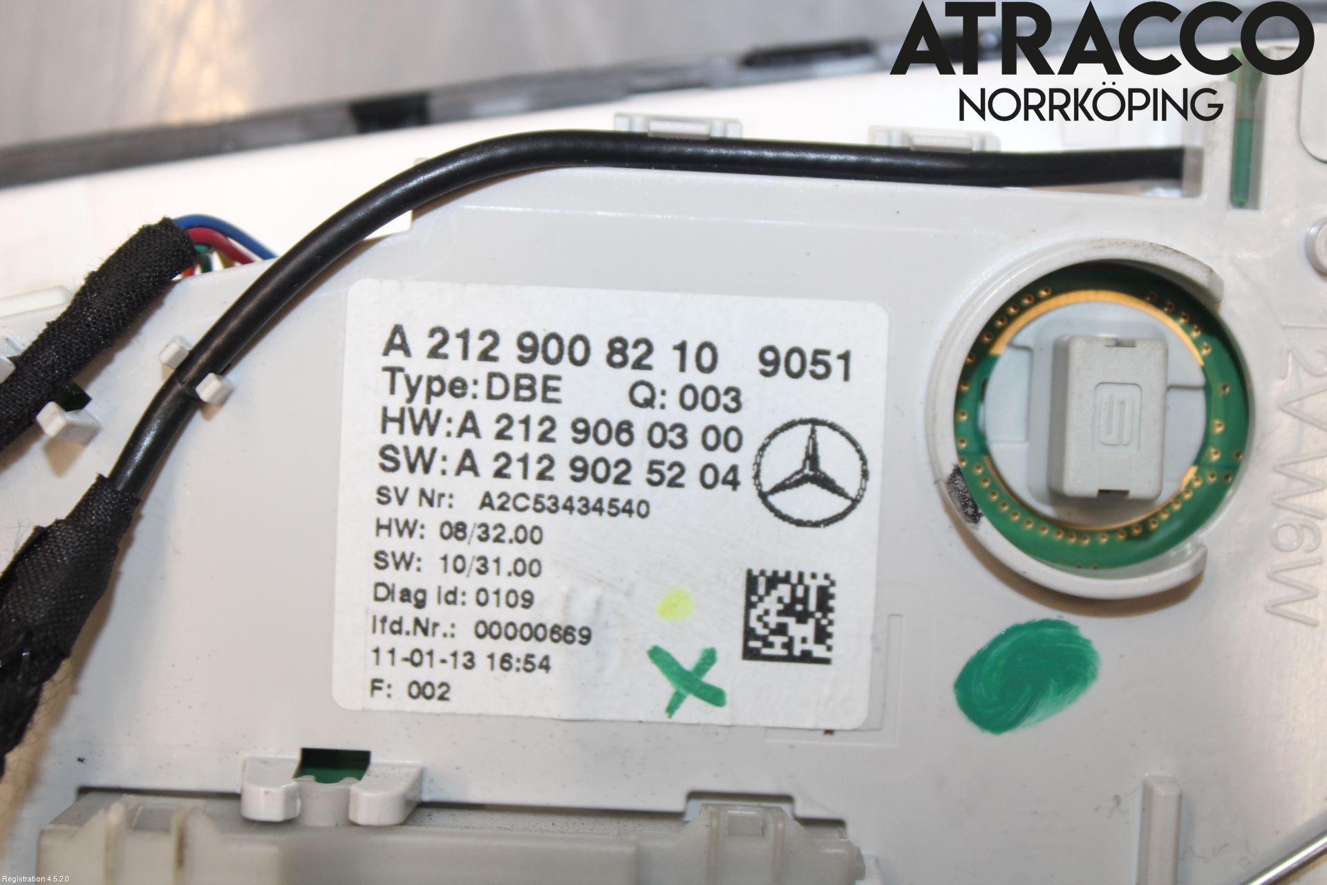 Mercedes-Benz MB CLS (C218/X218) 11-17 Innr Taklys