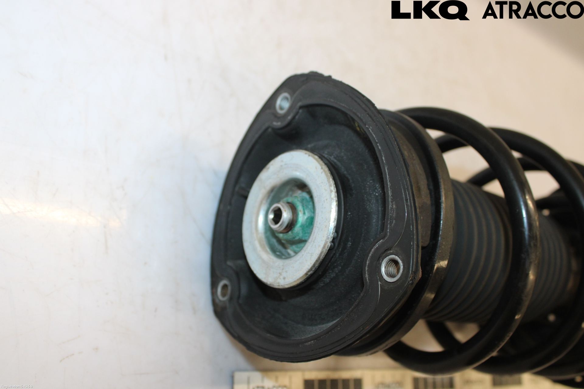 Volkswagen VW GOLF SPORTSVAN 15-20 Fjærbein Foran Venstre