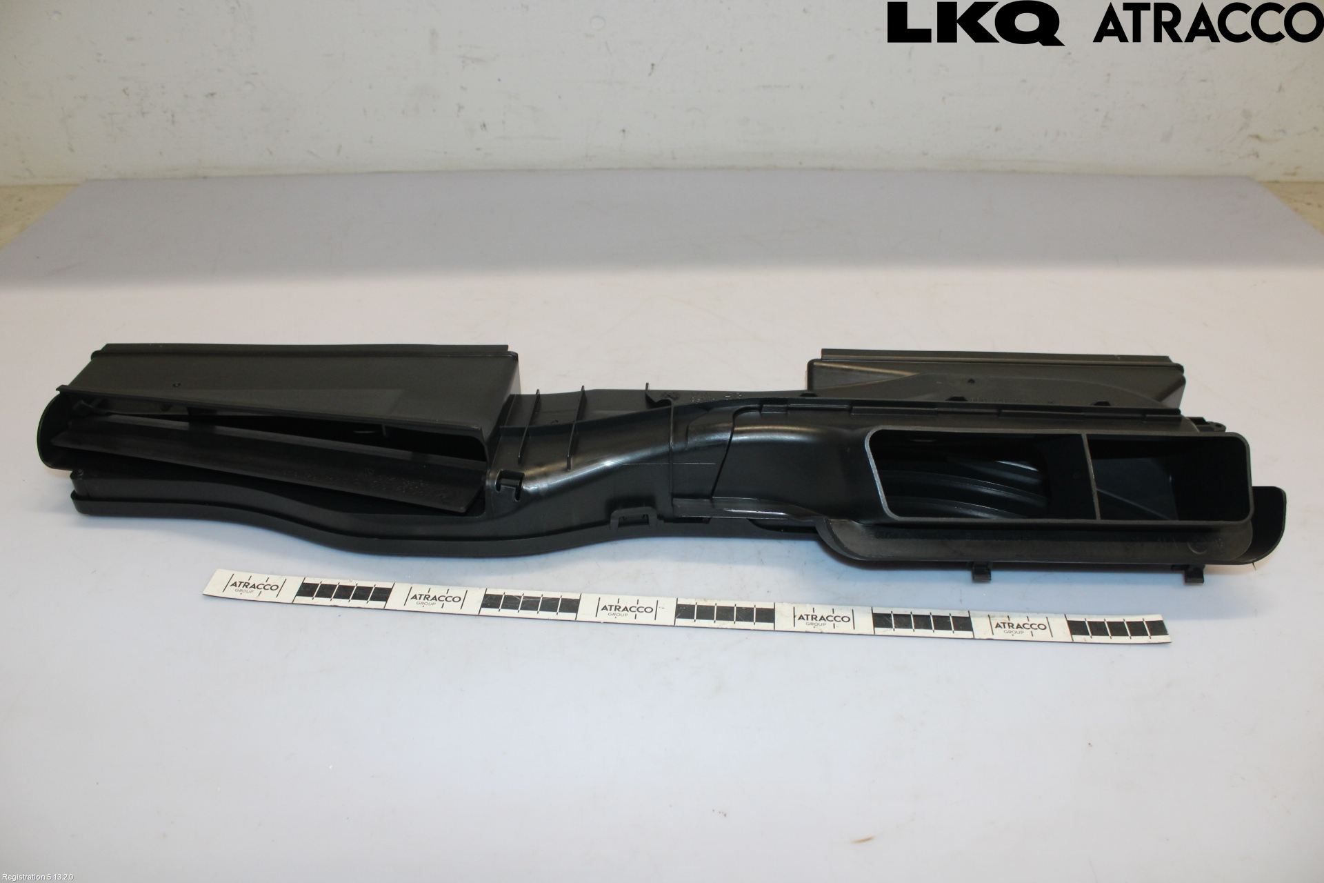 Volkswagen VW GOLF / E-GOLF VIII 20- Luftstyring Front