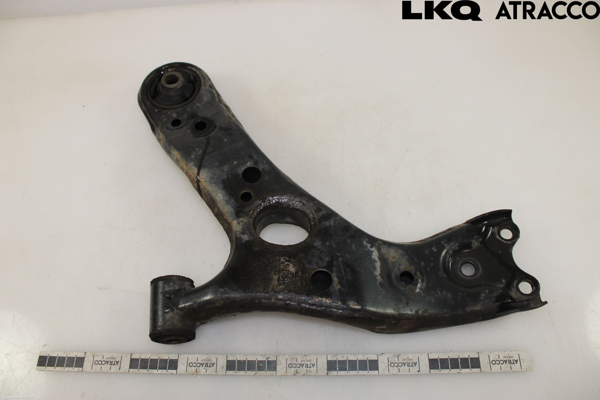 Toyota AURIS 13-19 Bærearm Foran Høyre Nedre
