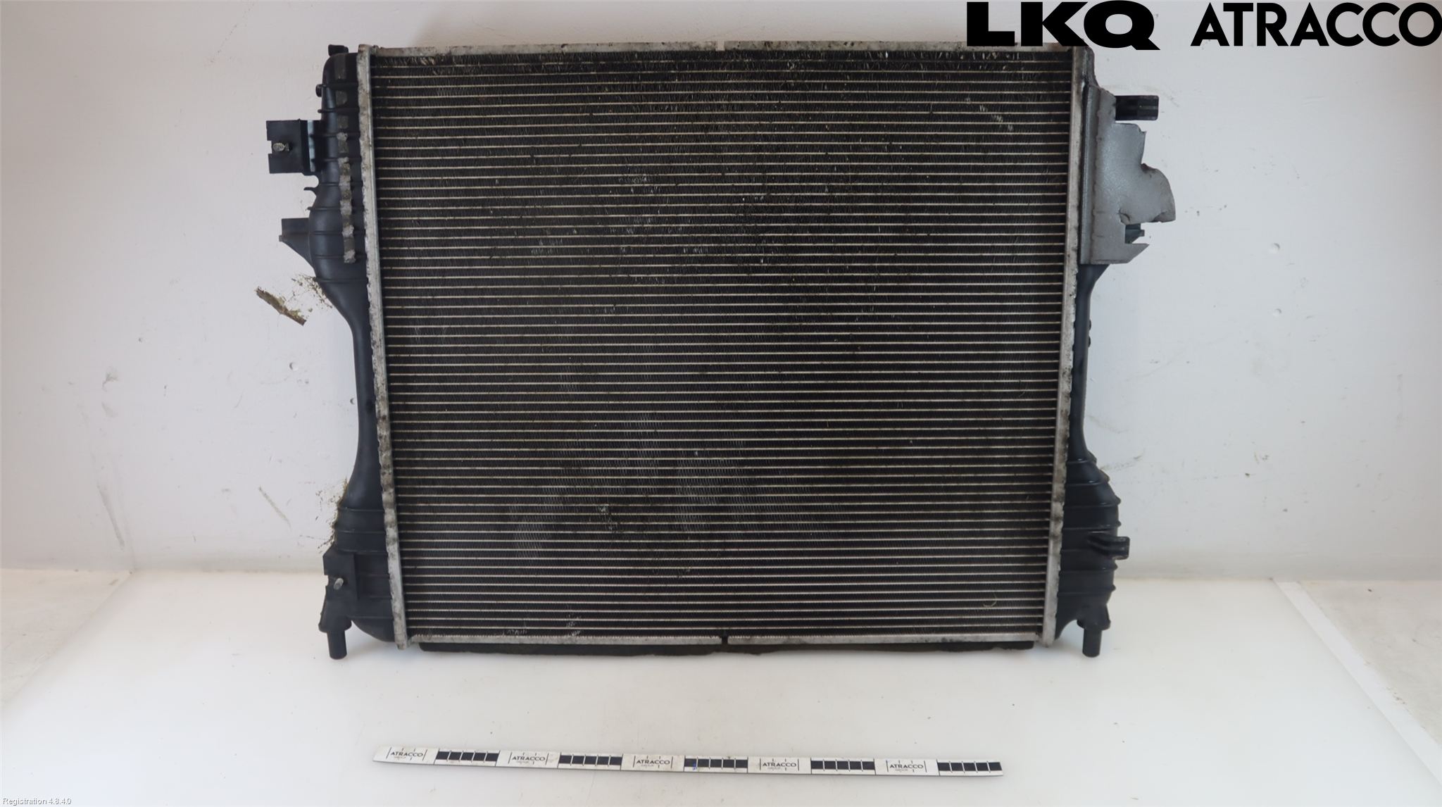 Jaguar XJ X351        10- Radiator Automat